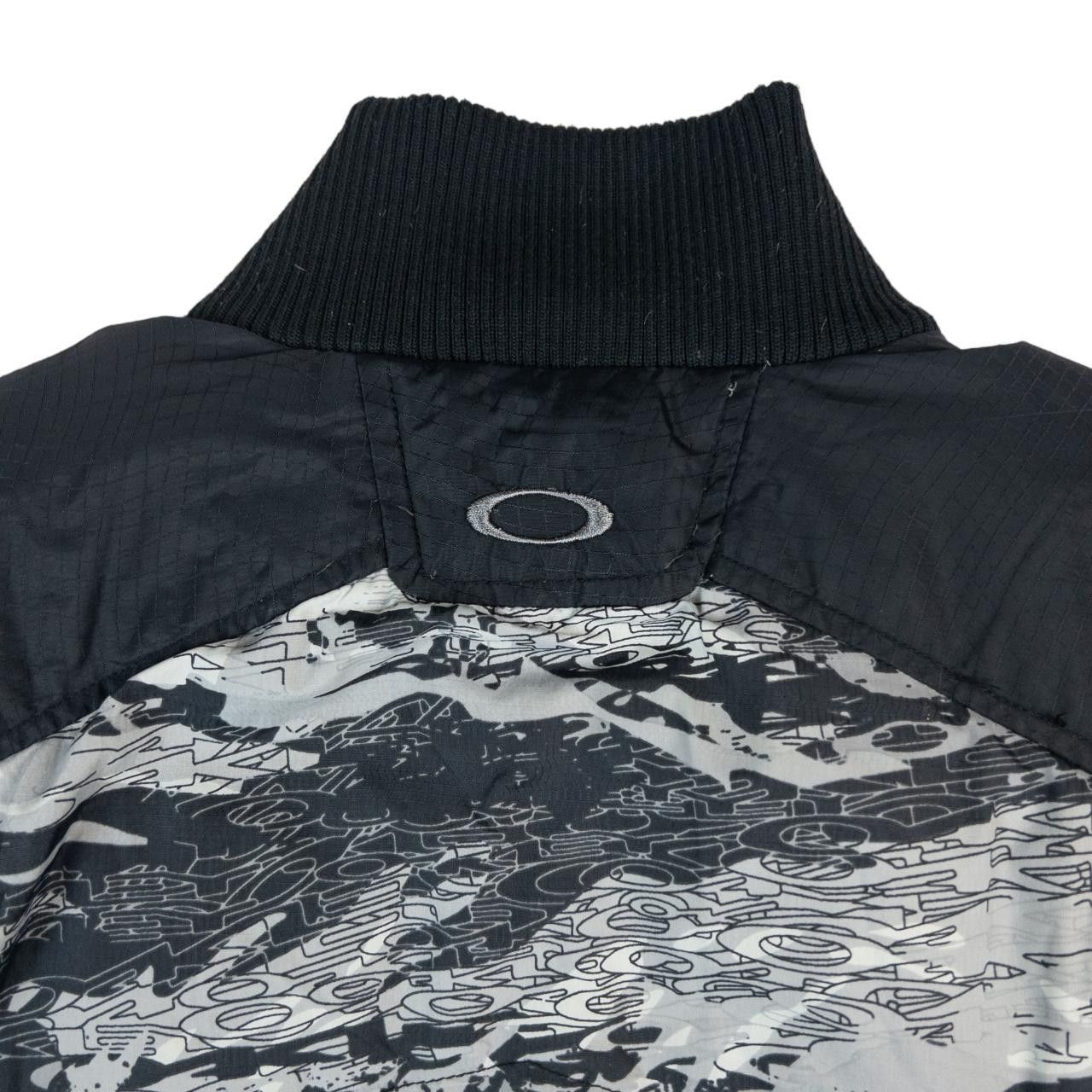 Oakley Vintage Oakley Zip Up Padded Jacket Size M Size US M / EU 48-50 / 2 - 3 Thumbnail