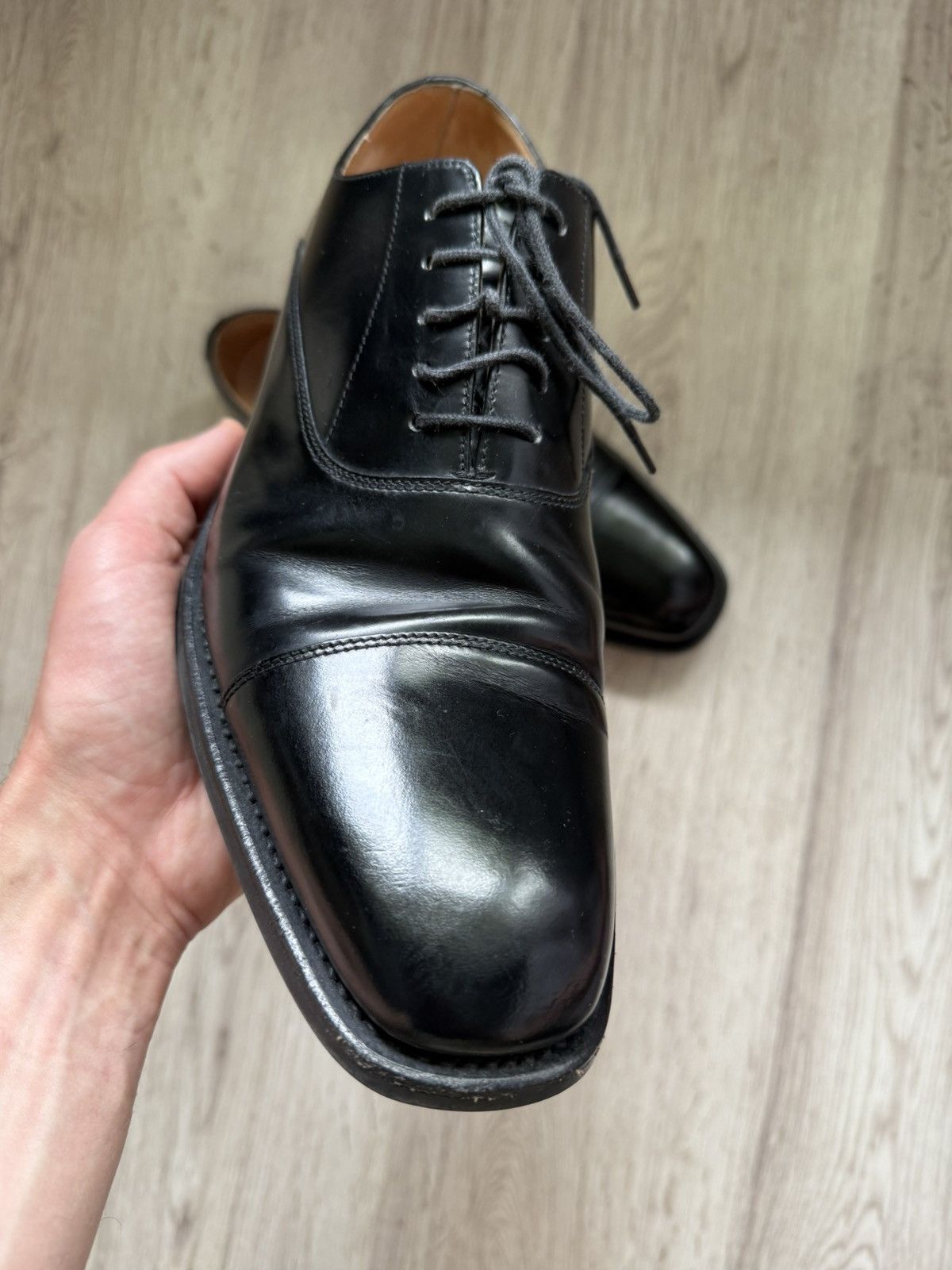 Loake Loake 260B Black Cap Toe Oxford Shoes Goodyear Welted Size US 9 / EU 42 - 7 Thumbnail