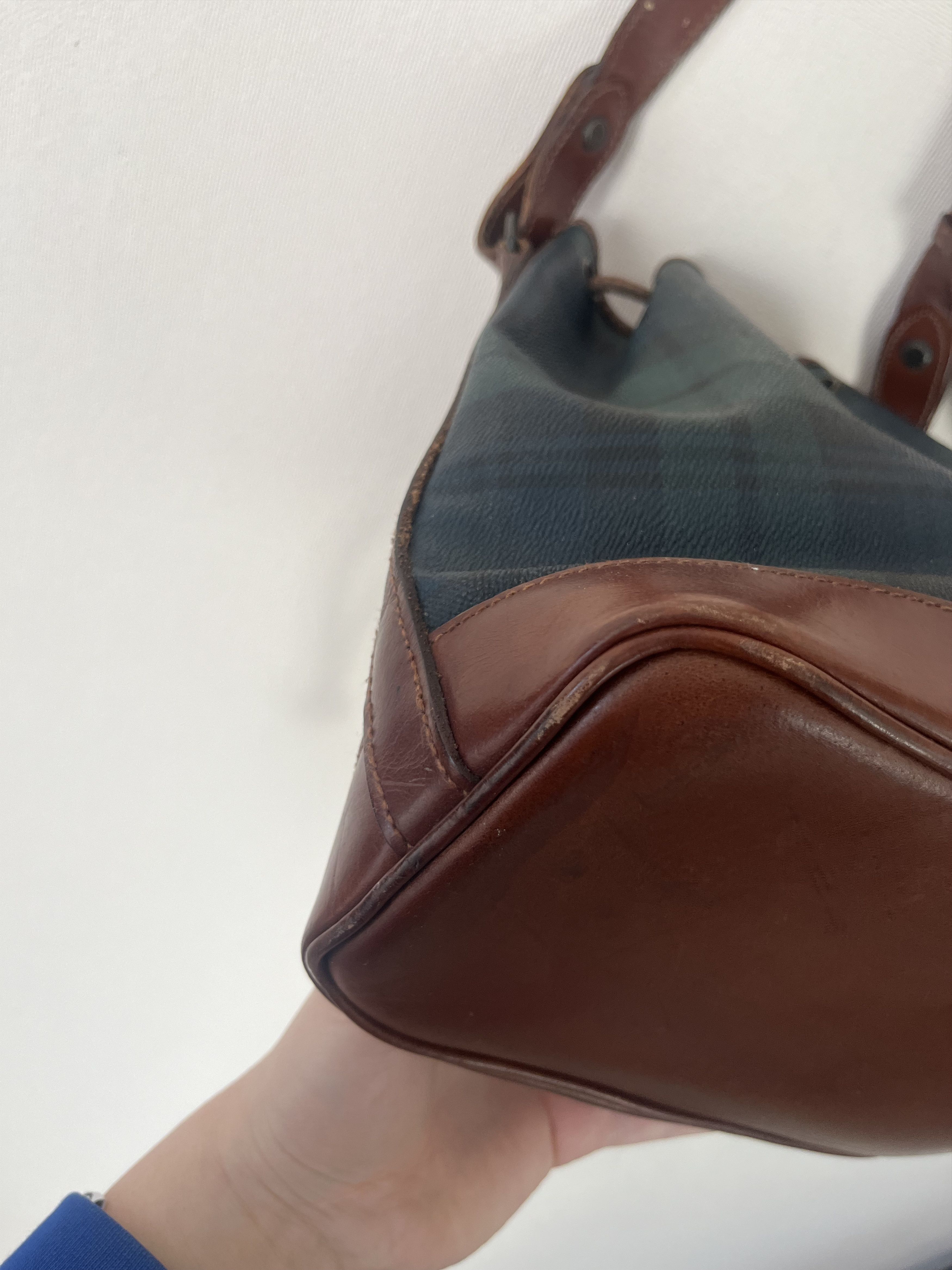 Polo Ralph Lauren VNTG Polo Ralph Lauren Blackwatch Plaid Leather Bucket Bag Size ONE SIZE - 14 Thumbnail