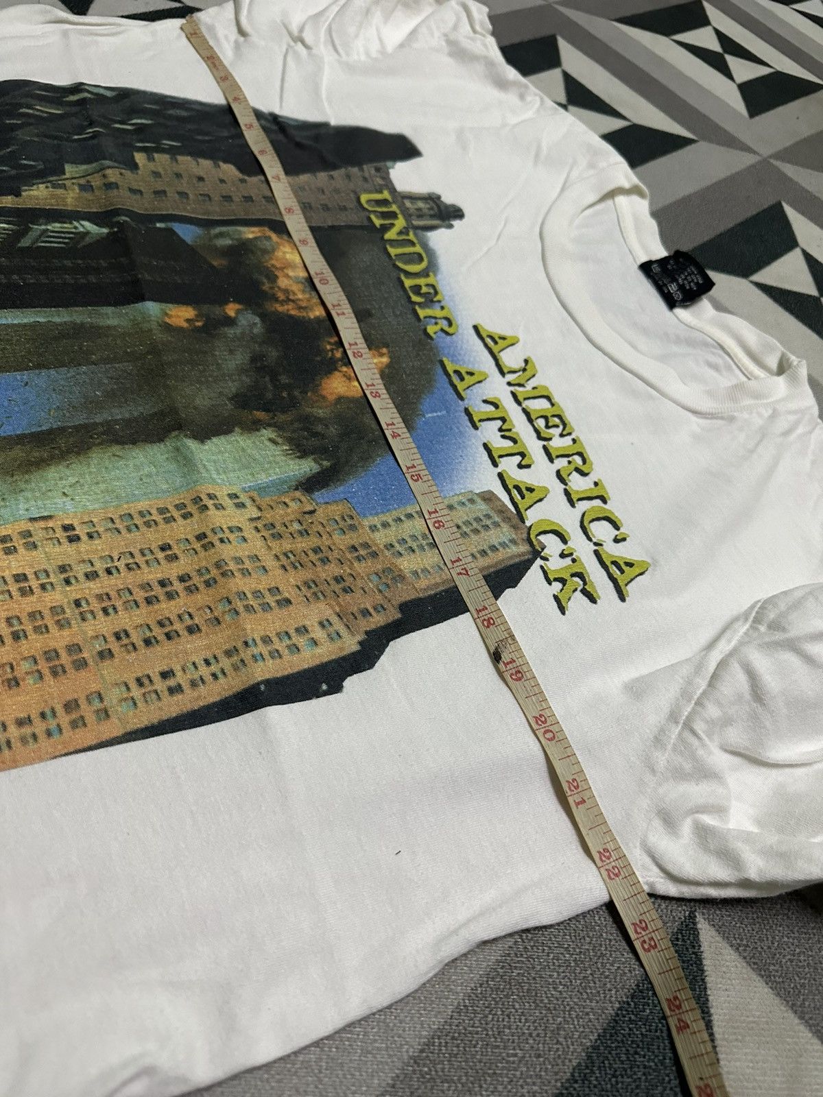 Vintage Vintage america under attack OVP tee Size US L / EU 52-54 / 3 - 7 Thumbnail