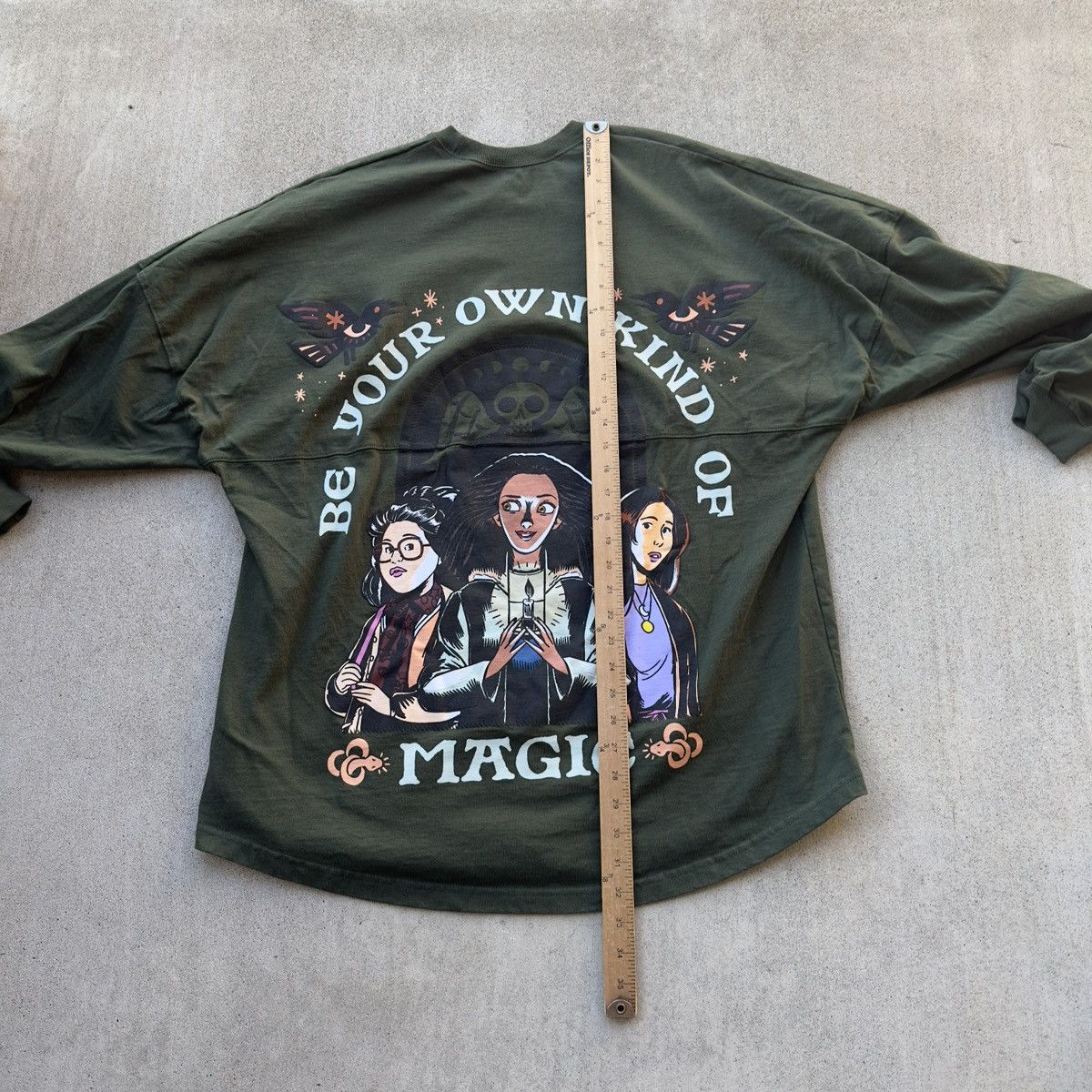 Disney Disney Hocus Pocus Spirit Jersey Size XL Size US XL / EU 56 / 4 - 10 Thumbnail