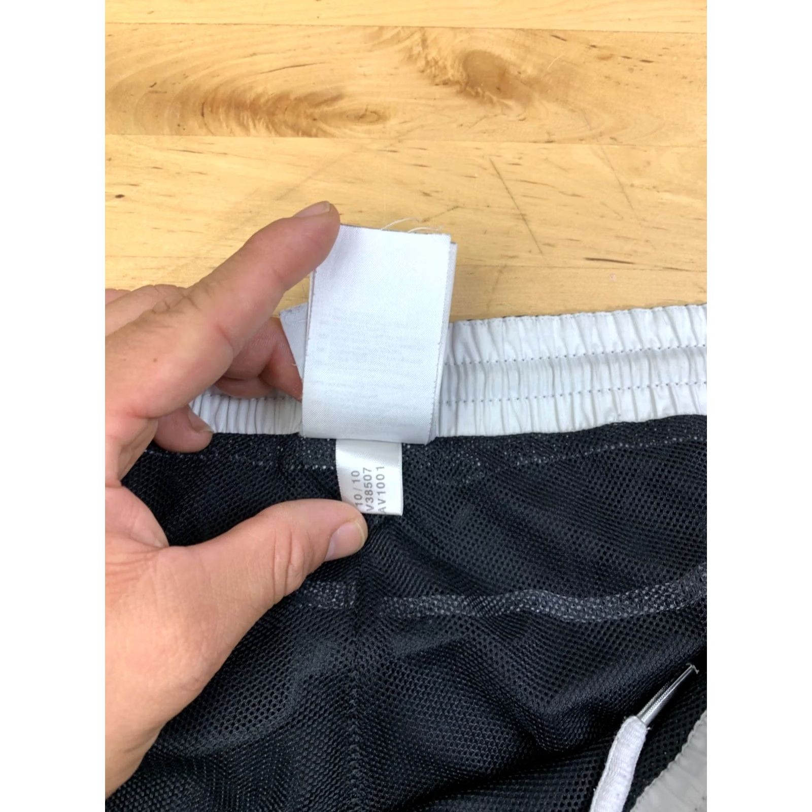 Adidas Adidas Track Pants Men L Black Drawstring Casual Lined Activewear Size US 33 - 3 Thumbnail