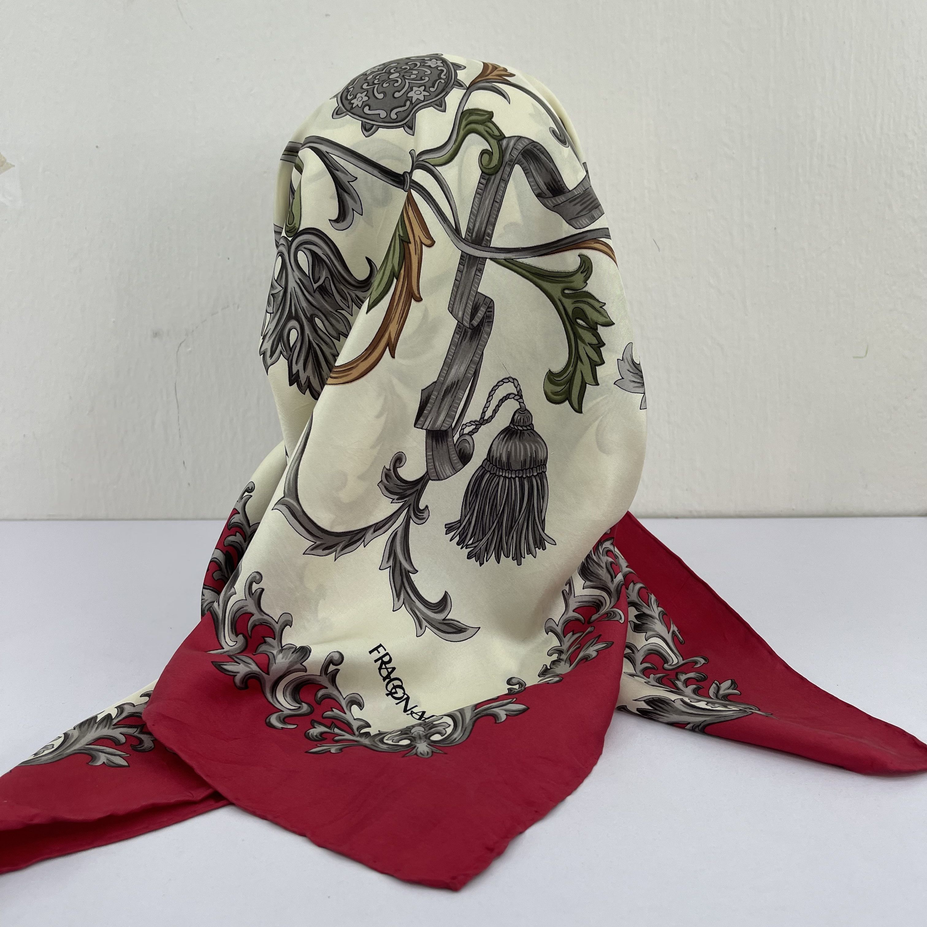 Other Vintage Fragonard Silk Scarf - S7027 Size ONE SIZE - 3 Thumbnail