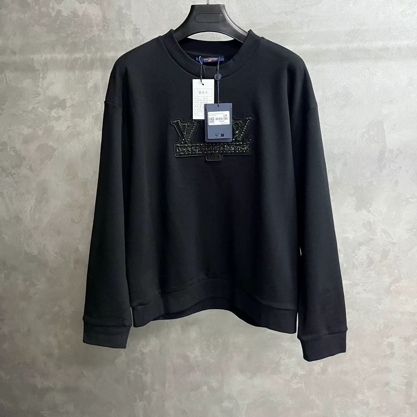 Louis Vuitton Louis Vuitton Retro Black T-Shirt L Women Size L / US 10 / IT 46 - 1 Thumbnail
