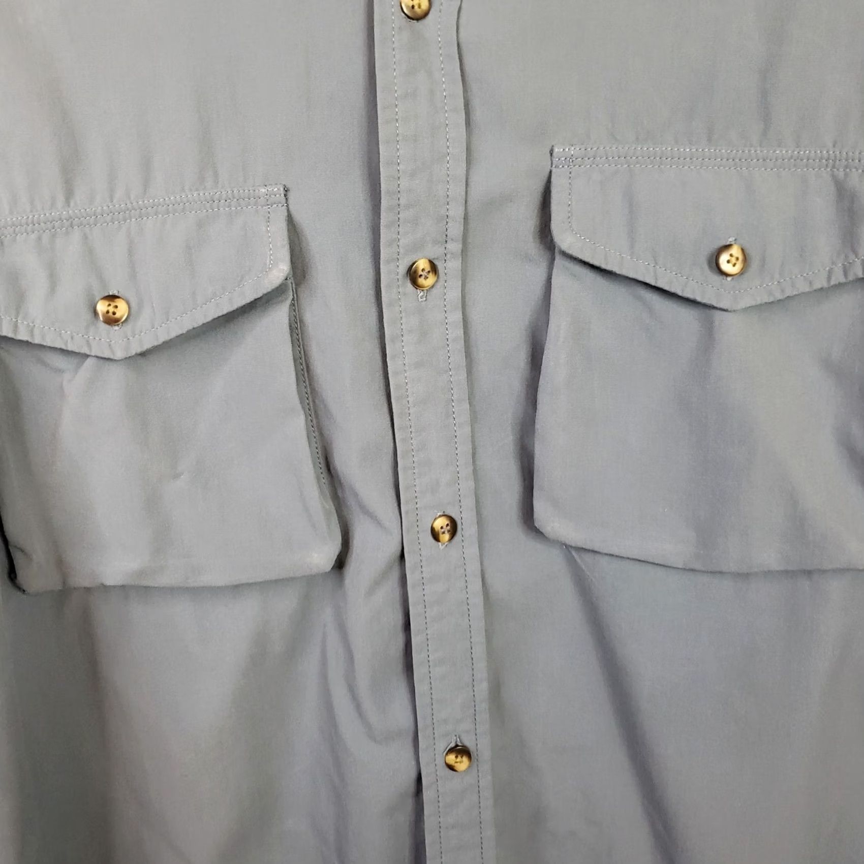 Vintage VINTAGE LL Bean Button-Up Shirt Mens L Blue Long Sleeve Collared Shirt Fold Tab Roll Up未 applicable Size US L / EU 52-54 / 3 - 4 Thumbnail