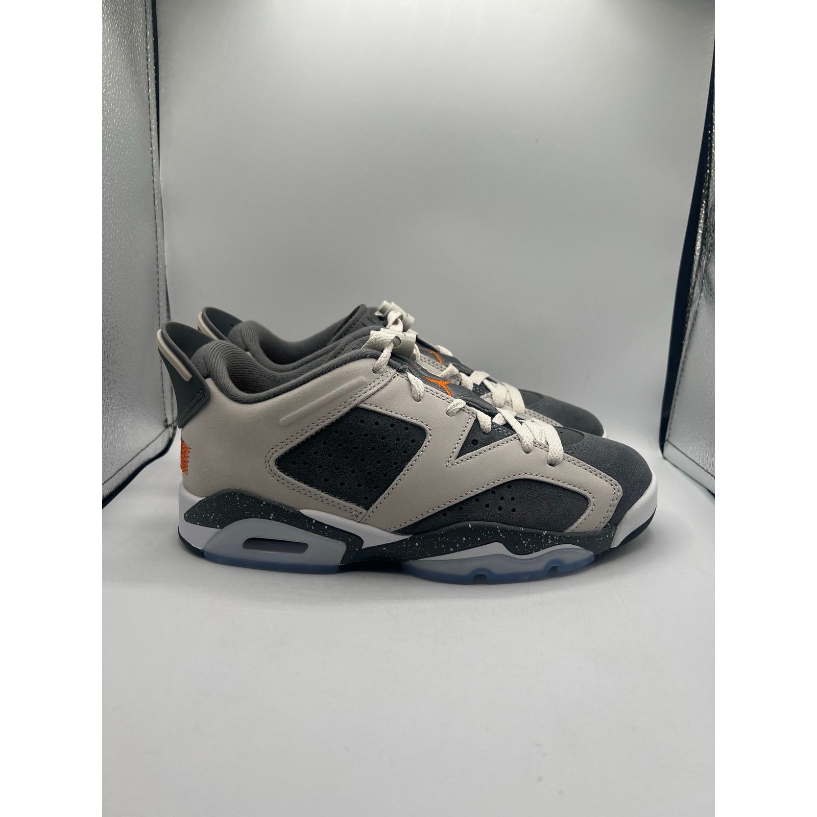 Jordan Brand Paris Saint Germain X Air Jordan 6 Retro Low “Iron Grey” Size US 6 / EU 39 - 3 Thumbnail