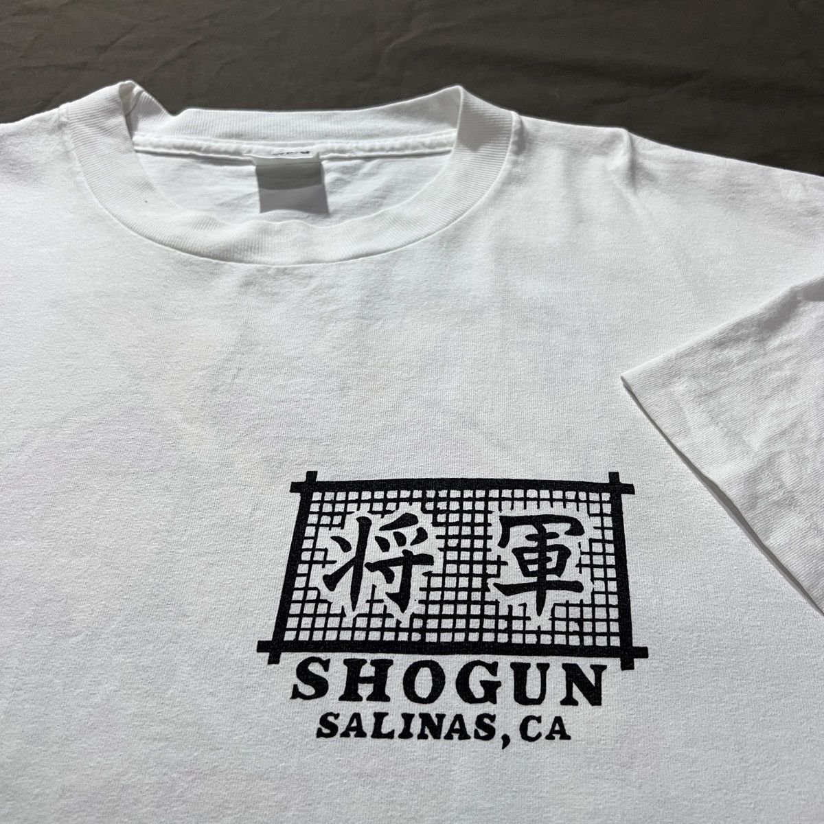 Vintage 90s Shogun Samurai Pattern Japonism Art Promo Tee XL Size US XL / EU 56 / 4 - 5 Thumbnail
