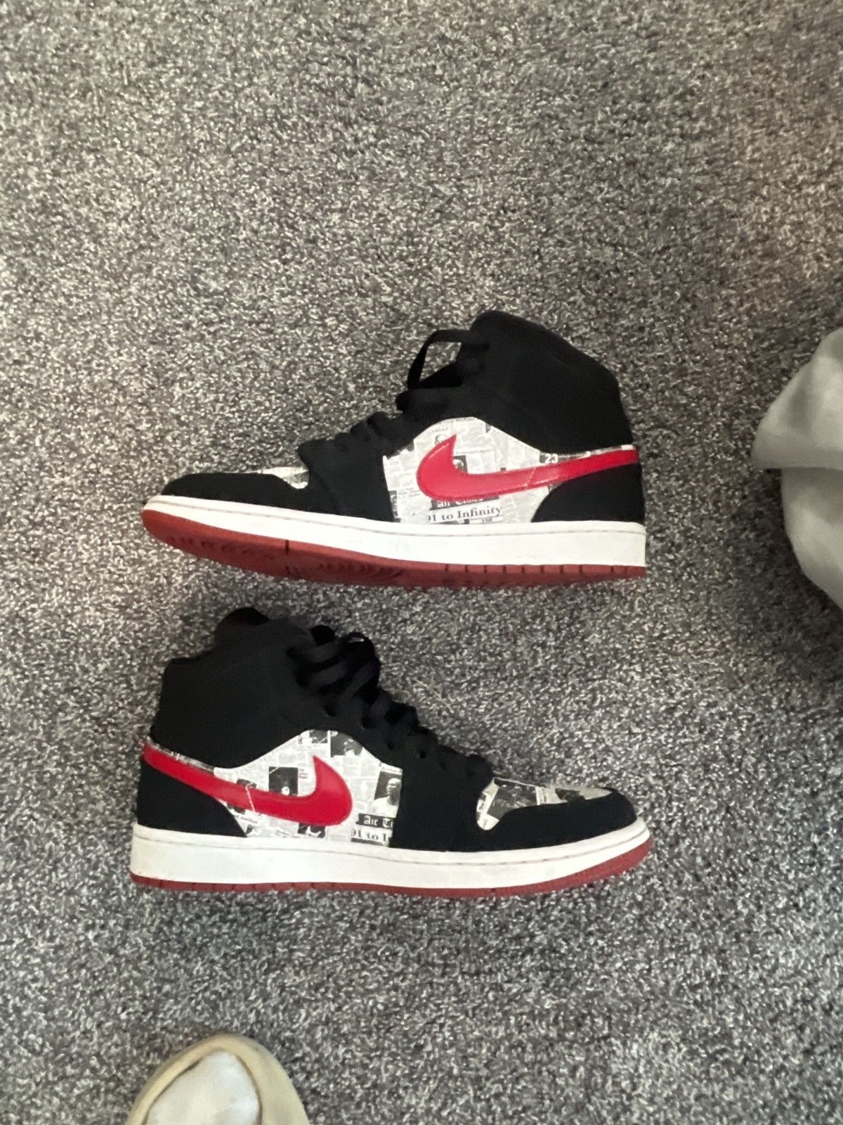 Jordan Brand Air Jordan 1 newspaper Size US 10 / EU 43 - 4 Thumbnail