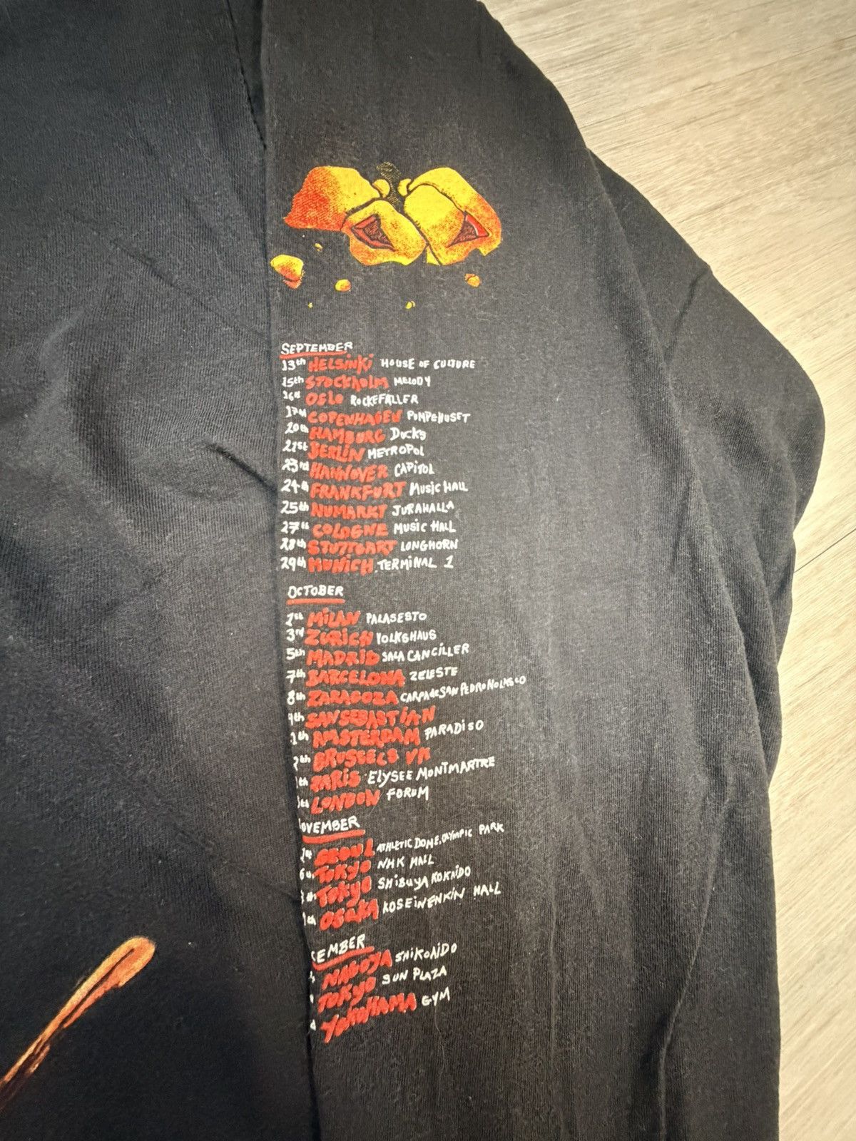 Band Tees Vintage 1993 Helloween Euro Tour Long Sleeve Size US XL / EU 56 / 4 - 3 Thumbnail