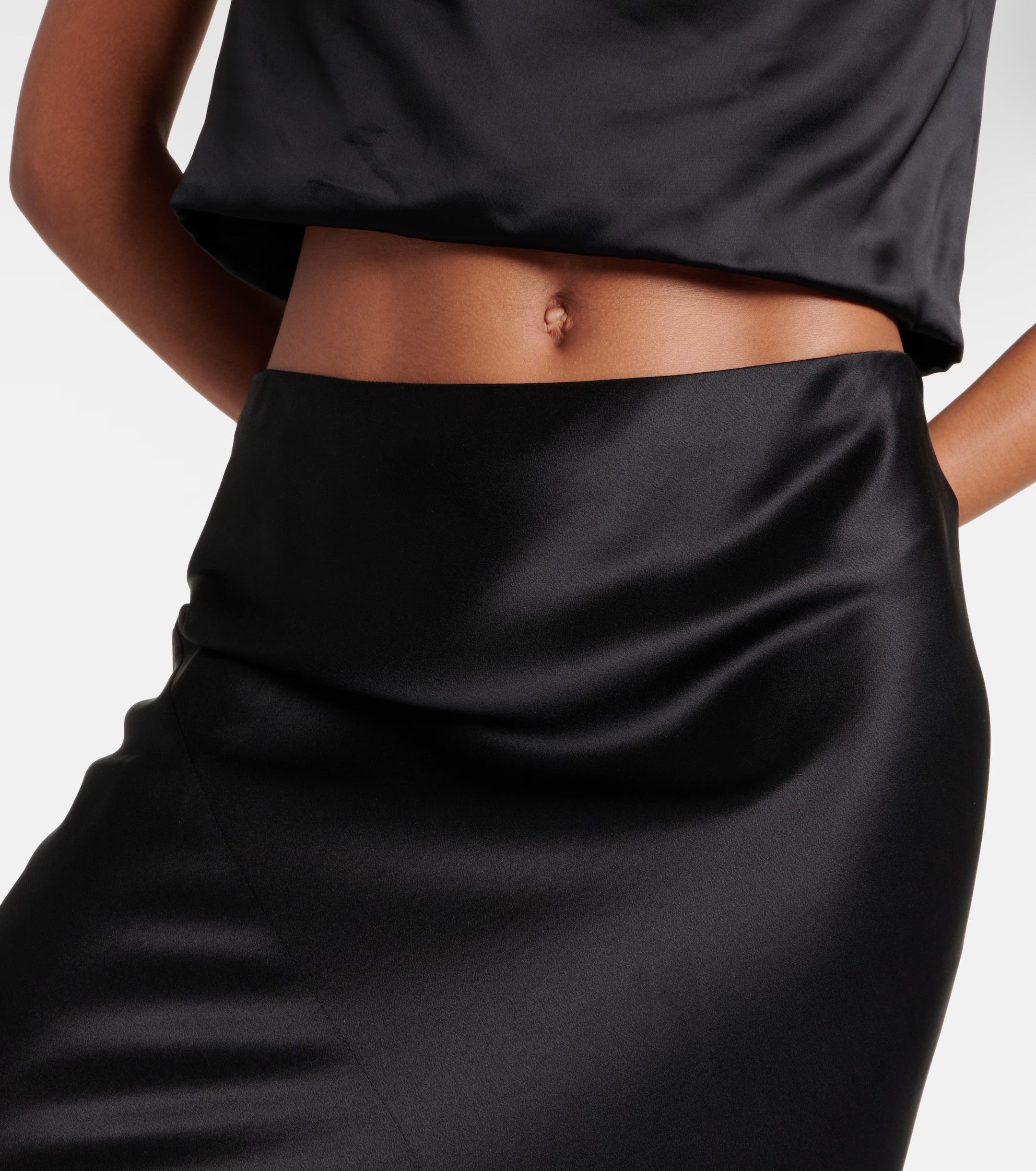 Saint Laurent Paris o1bcso1str1124 Skirt in Black Size 32" / US 10 / IT 46 - 4 Thumbnail