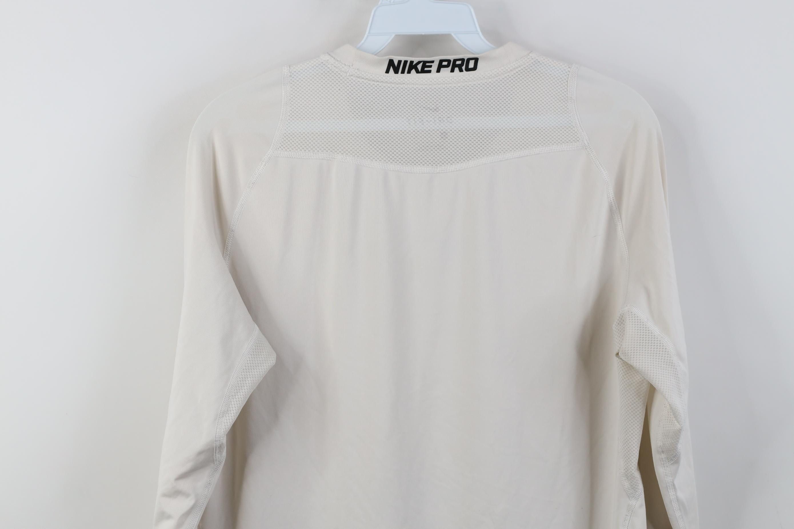 Nike Nike Pro Combat Compression Training Long Sleeve T-Shirt Size US S / EU 44-46 / 1 - 13 Thumbnail