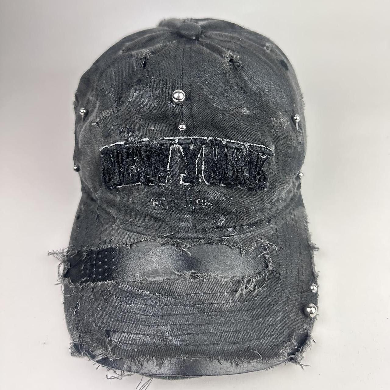 Other ASTROBOI* 'New York Grunge' Black Pierced Distressed Hat Size ONE SIZE - 1 Thumbnail