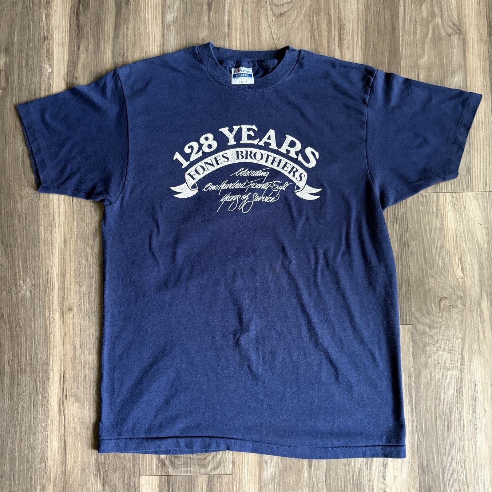 Vintage Vintage Paper Thin Blue T-Shirt Size M Blue 1980s Worn Size US M / EU 48-50 / 2 - 2 Thumbnail