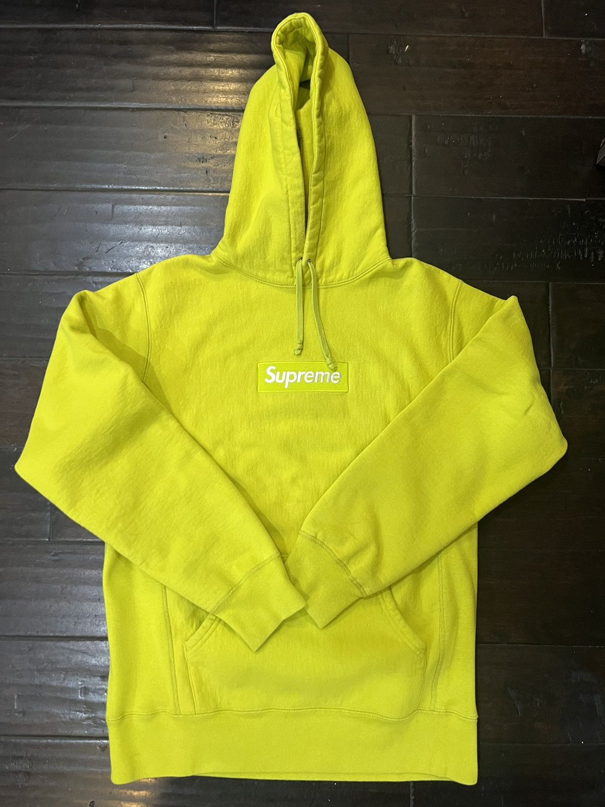 Supreme acid box logo online