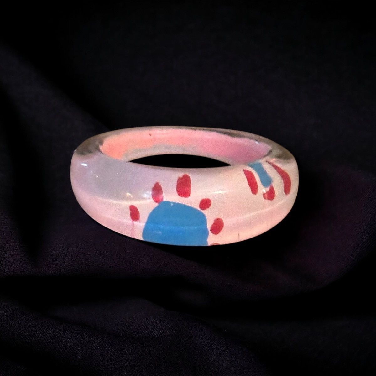 Vintage Vintage pink lucite ring Size ONE SIZE - 1 Thumbnail