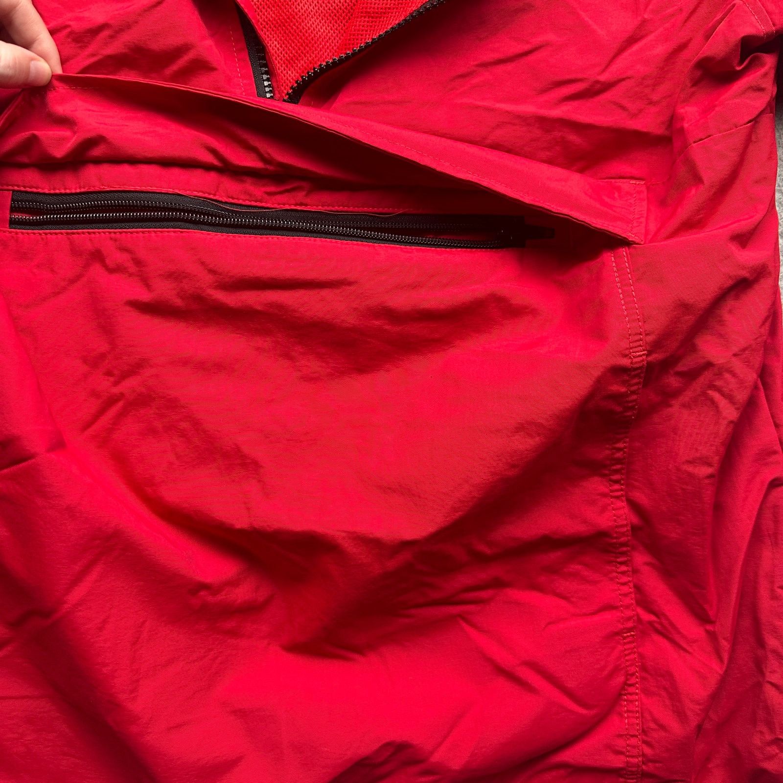 Huf HUF x Budweiser Windbreaker Jacket Men Small Red Hooded 1/4 Size US S / EU 44-46 / 1 - 9 Thumbnail