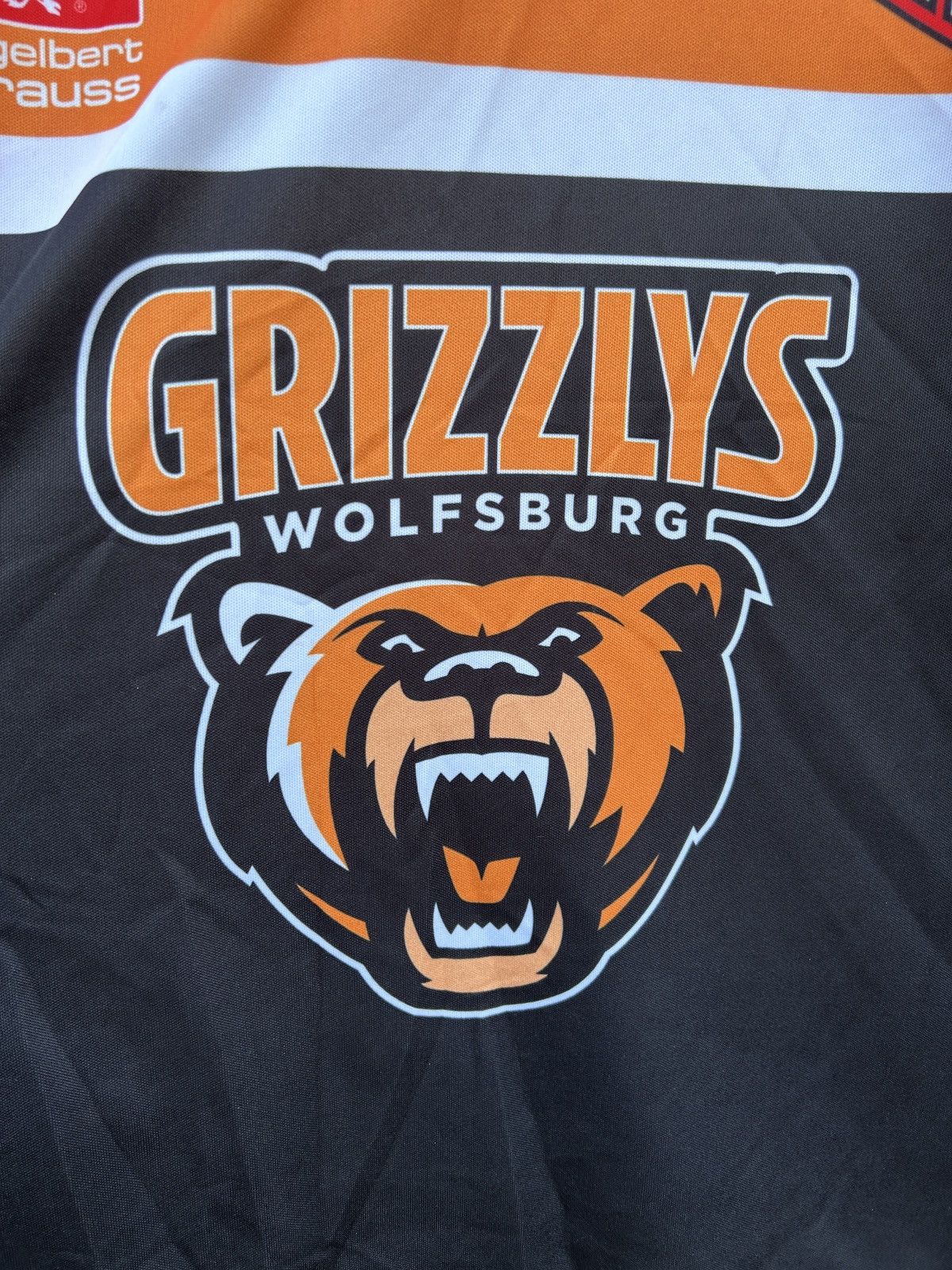 NHL Warrior Wolfsburg Grizzlys CHL 2016/17 #39 Hockey Jersey Size US XXL / EU 58 / 5 - 4 Thumbnail