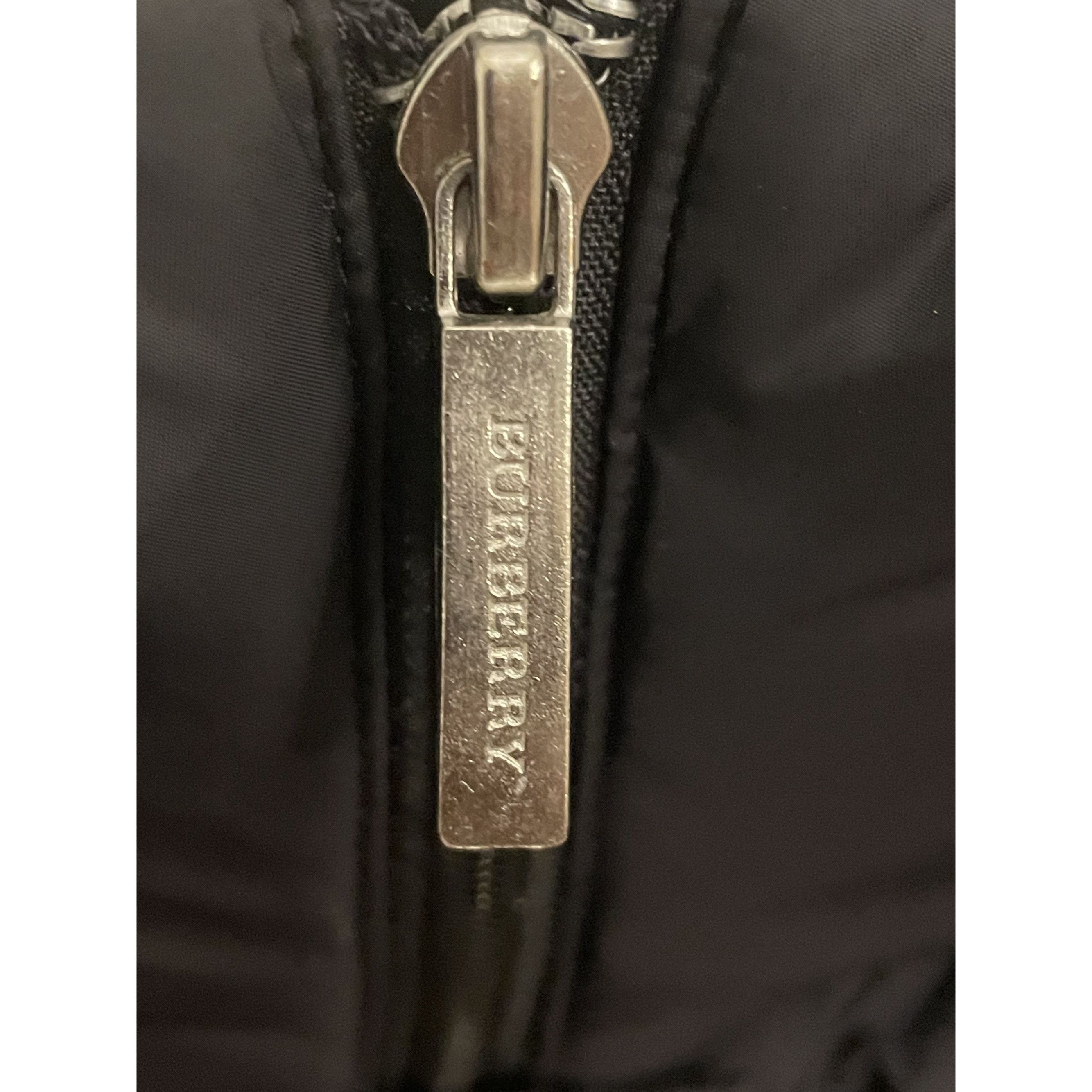 Burberry Burberry Black Quilted Down Puffer Vest With High Collar & Z Size S / US 4 / IT 40 - 5 Thumbnail