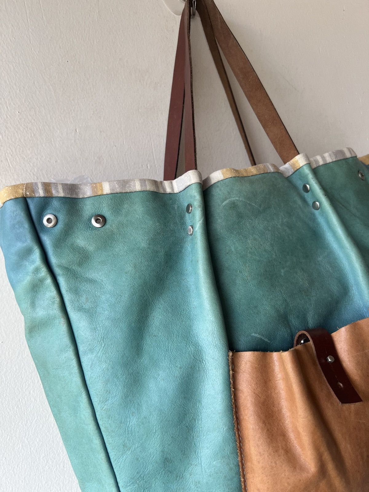Leather Vintage Icaru Japan Faded Distressed Patina Leather Tote Bag Size ONE SIZE - 24 Thumbnail