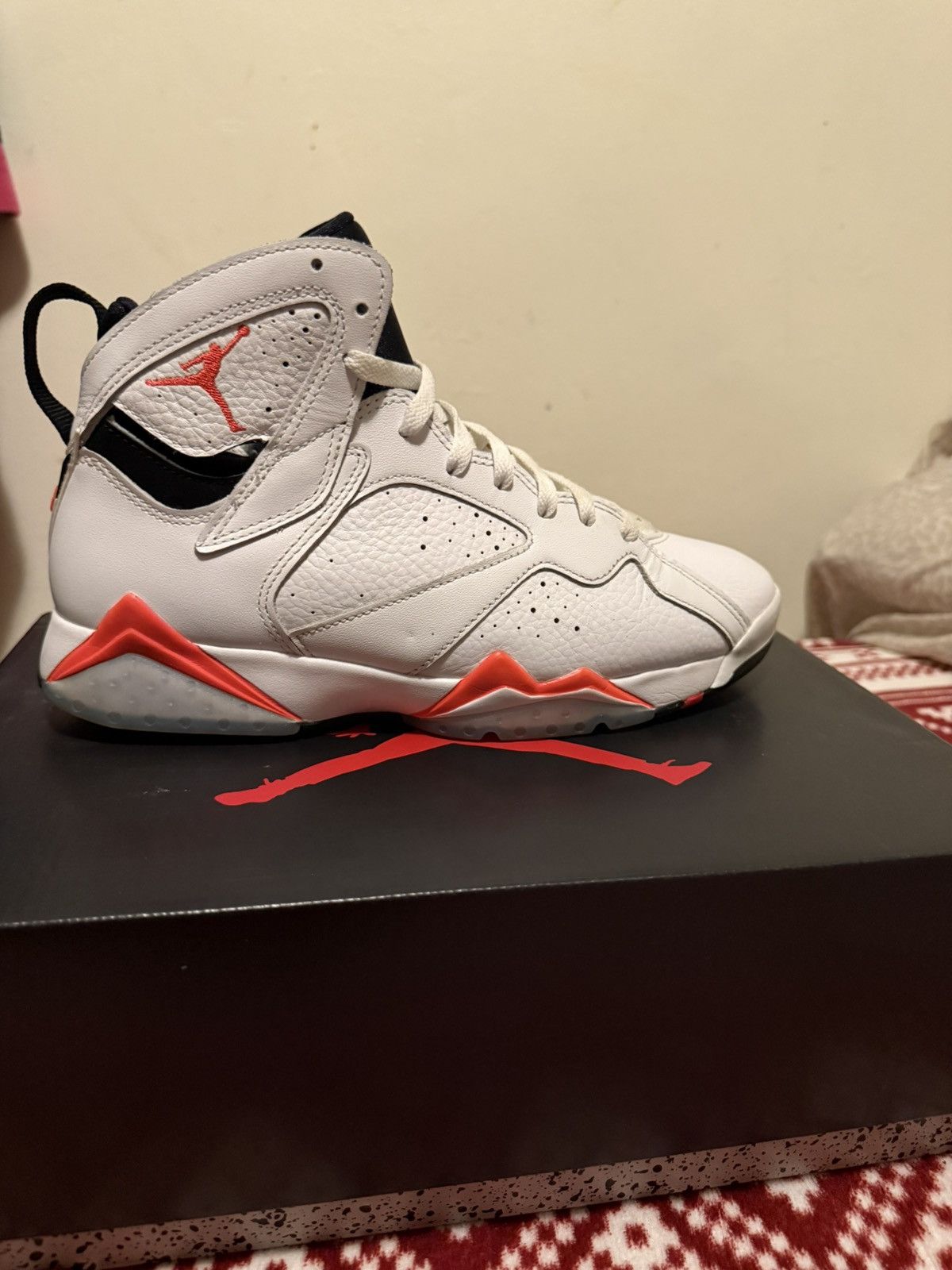 Jordan Brand Air Jordan 7 Retro ‘White Infrared’ Size US 9 / EU 42 - 8 Thumbnail