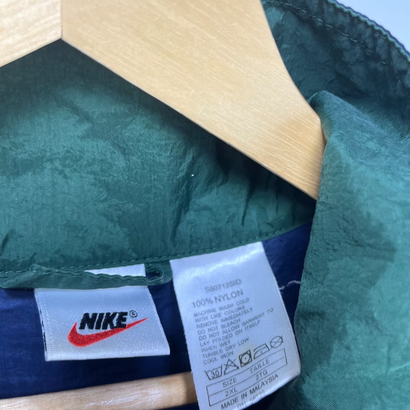 Nike VINTAGE Nike Air Windbreaker Anorak Jacket 2XL Mens Blue 90s Windbreaker Nike Air 90s Mens Size US XXL / EU 58 / 5 - 6 Thumbnail