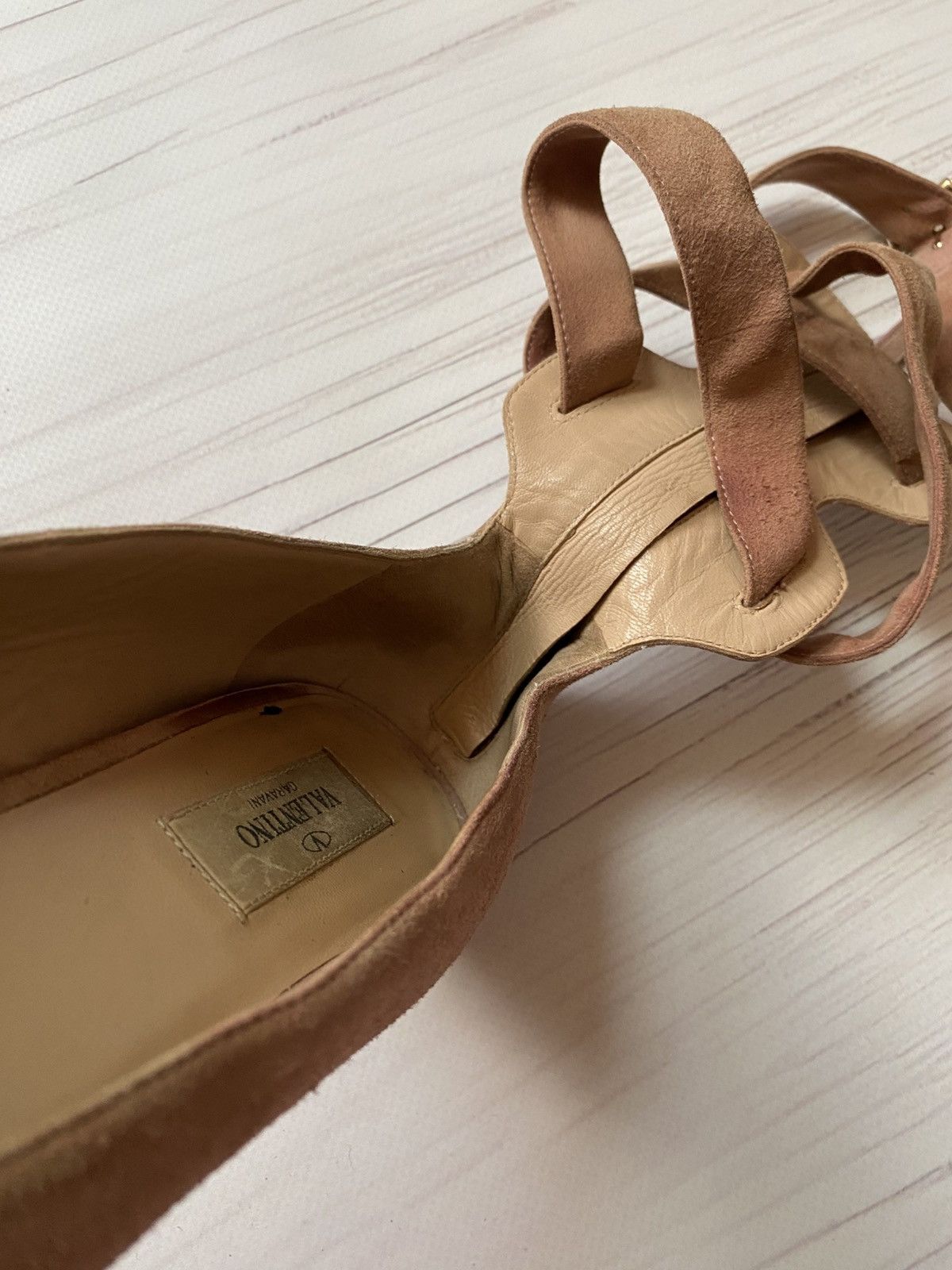 Valentino Luxury Valentino Garavani ballerina designer worn flats Size US 8.5 / IT 38.5 - 11 Thumbnail