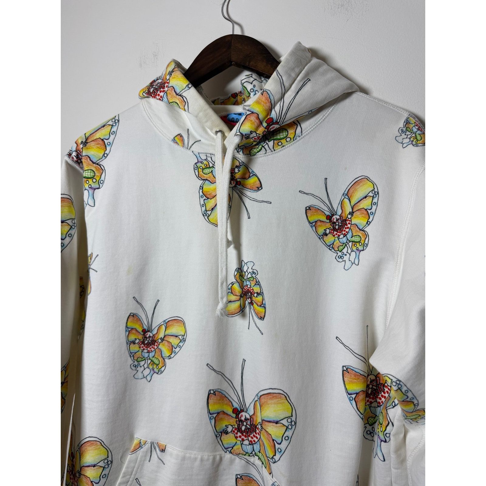 Supreme Supreme Gonz Butterfly Hooded Sweatshirt Size US L / EU 52-54 / 3 - 2 Thumbnail