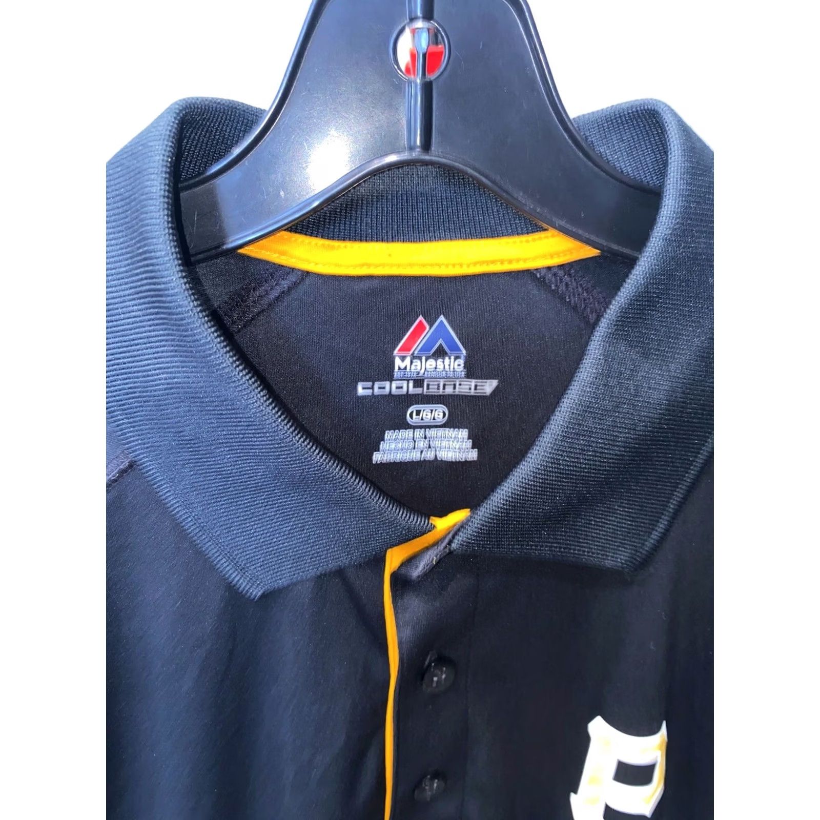 Vintage Majestic Pirates Baseball Polo Shirt L Mens Sharp Polo Shirt Large L Mens Baseball Majestic Pirates Polo Shirt L Sharp Shirt Size US L / EU 52-54 / 3 - 3 Thumbnail