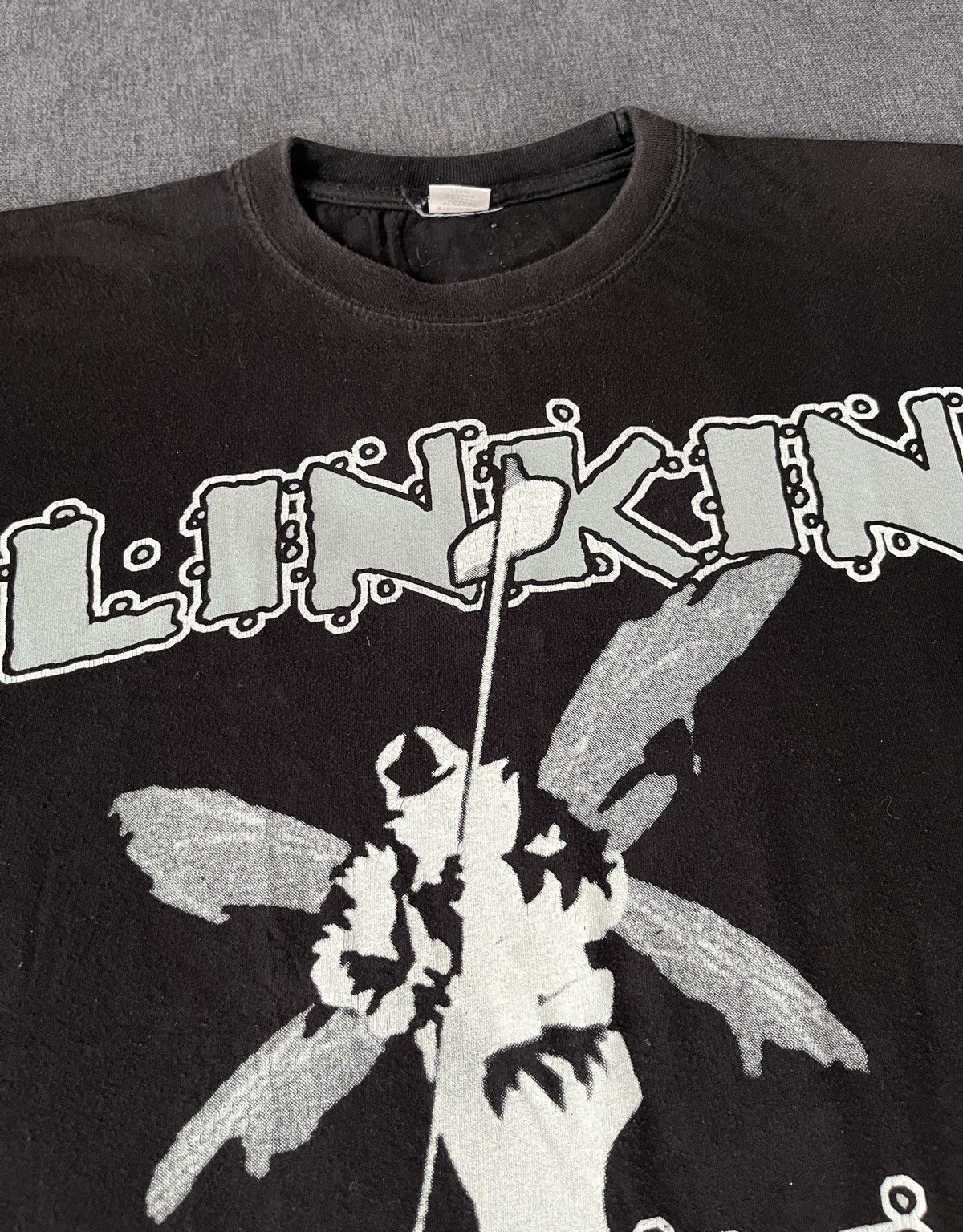 Vintage Vintage Linkin Park 2000 Hybrid Theory Boxy T-shirt Size US M / EU 48-50 / 2 - 5 Thumbnail