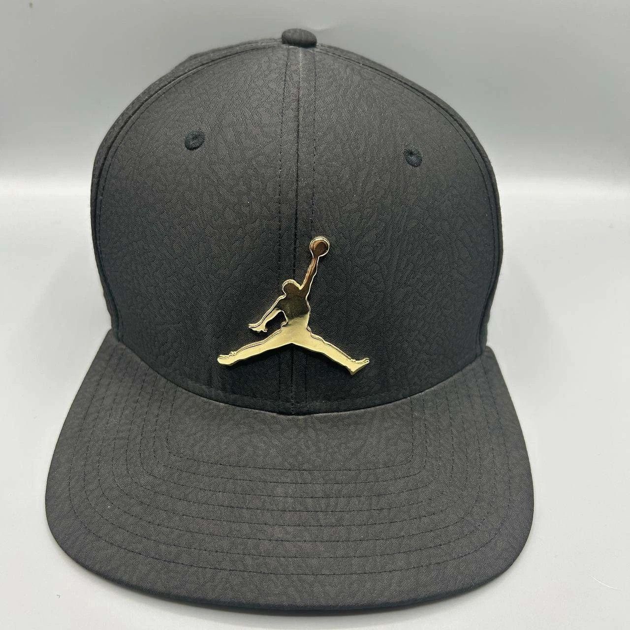 Jordan Brand Air Jordan Hat Metal Logo Cement Elephant Jumpman Snap Back Size ONE SIZE - 1 Thumbnail