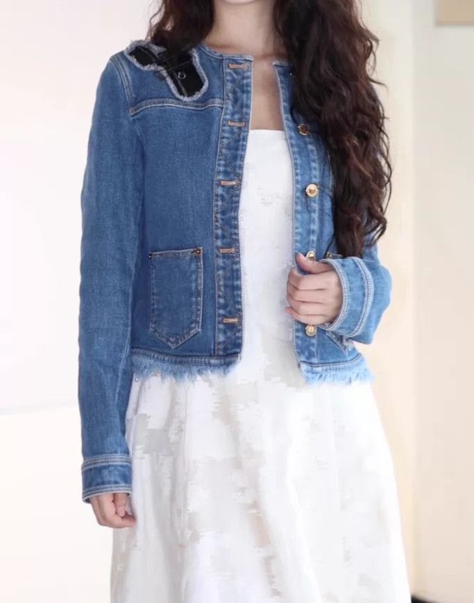 Louis Vuitton LV Blue Embroidered Badge Tassel Denim Jacket 36 Size XS / US 0-2 / IT 36-38 - 4 Thumbnail