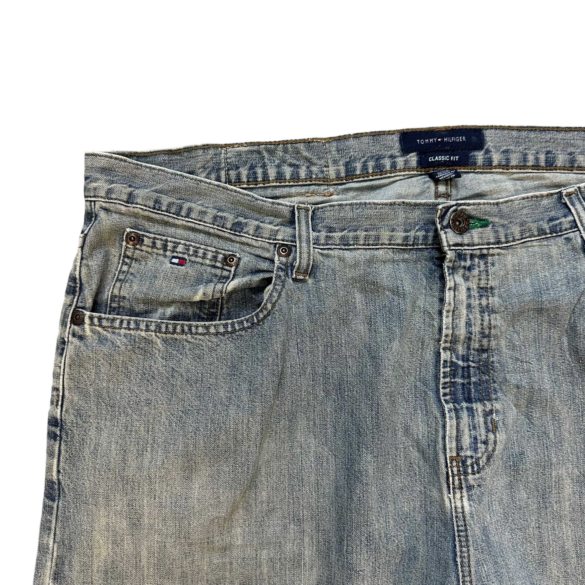 Tommy Hilfiger TOMMY HILFIGER CLASSIC FIT LIGHT WASH DENIM PANTS #7455-147 Size US 43 - 3 Thumbnail