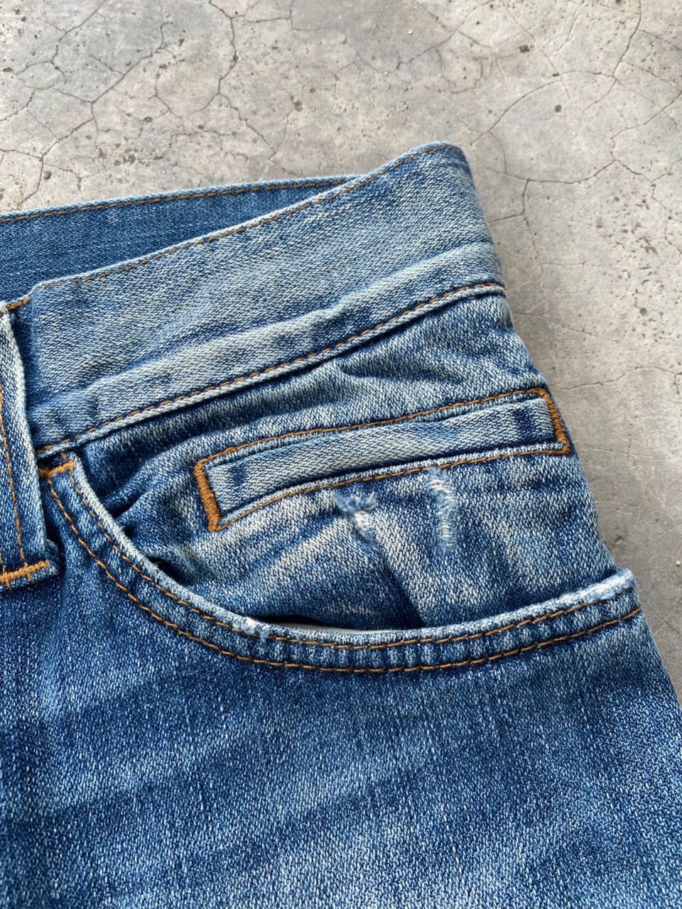 Dolce & Gabbana 💥BEST OFFER💥DOLCE & GABANNA 14 GOLD DISTRESSED DENIM Size 30" / US 8 / IT 44 - 11 Thumbnail