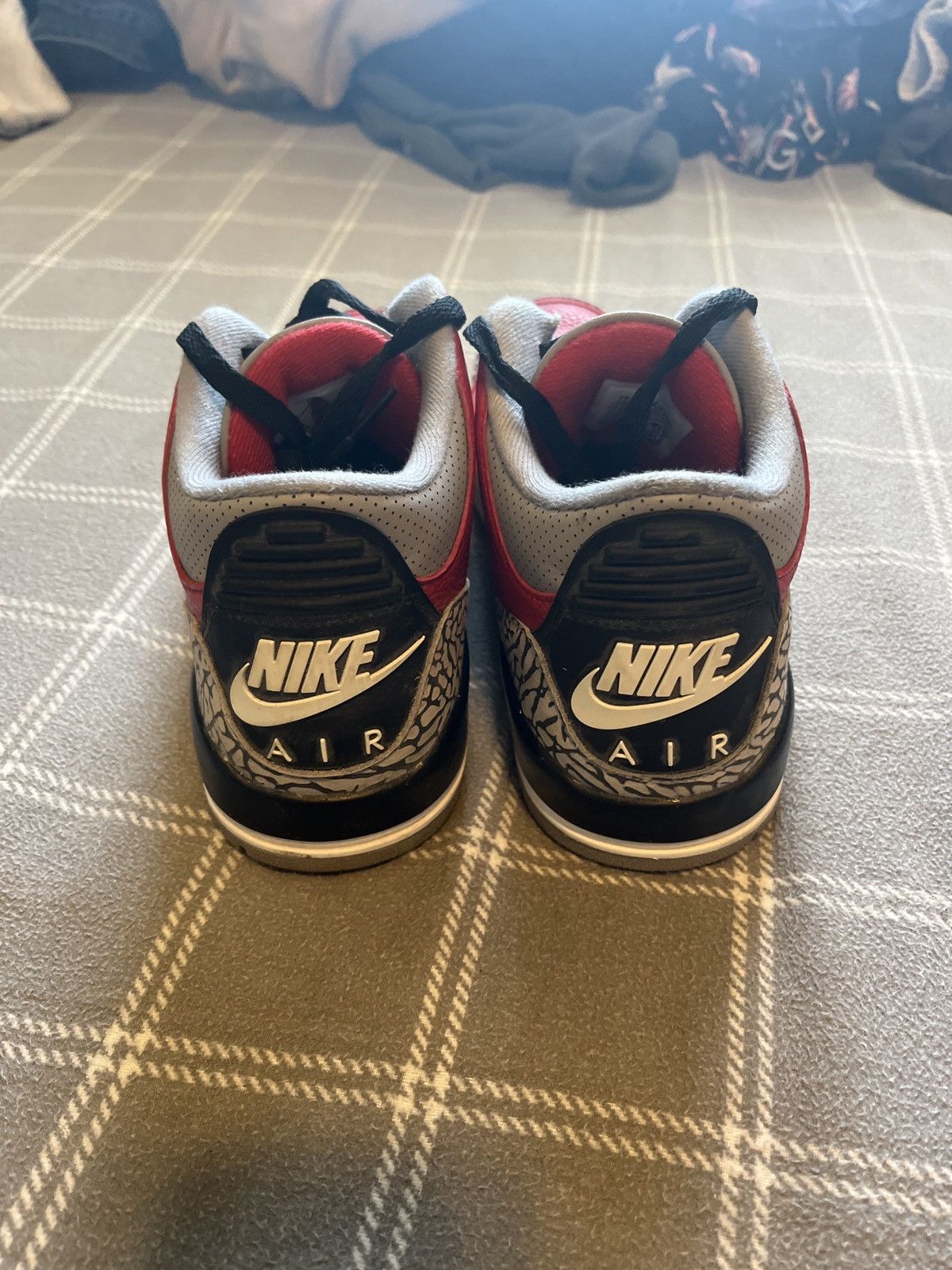 Jordan Brand Jordan 3 Retro SE Unite Size US 10 / EU 43 - 3 Thumbnail