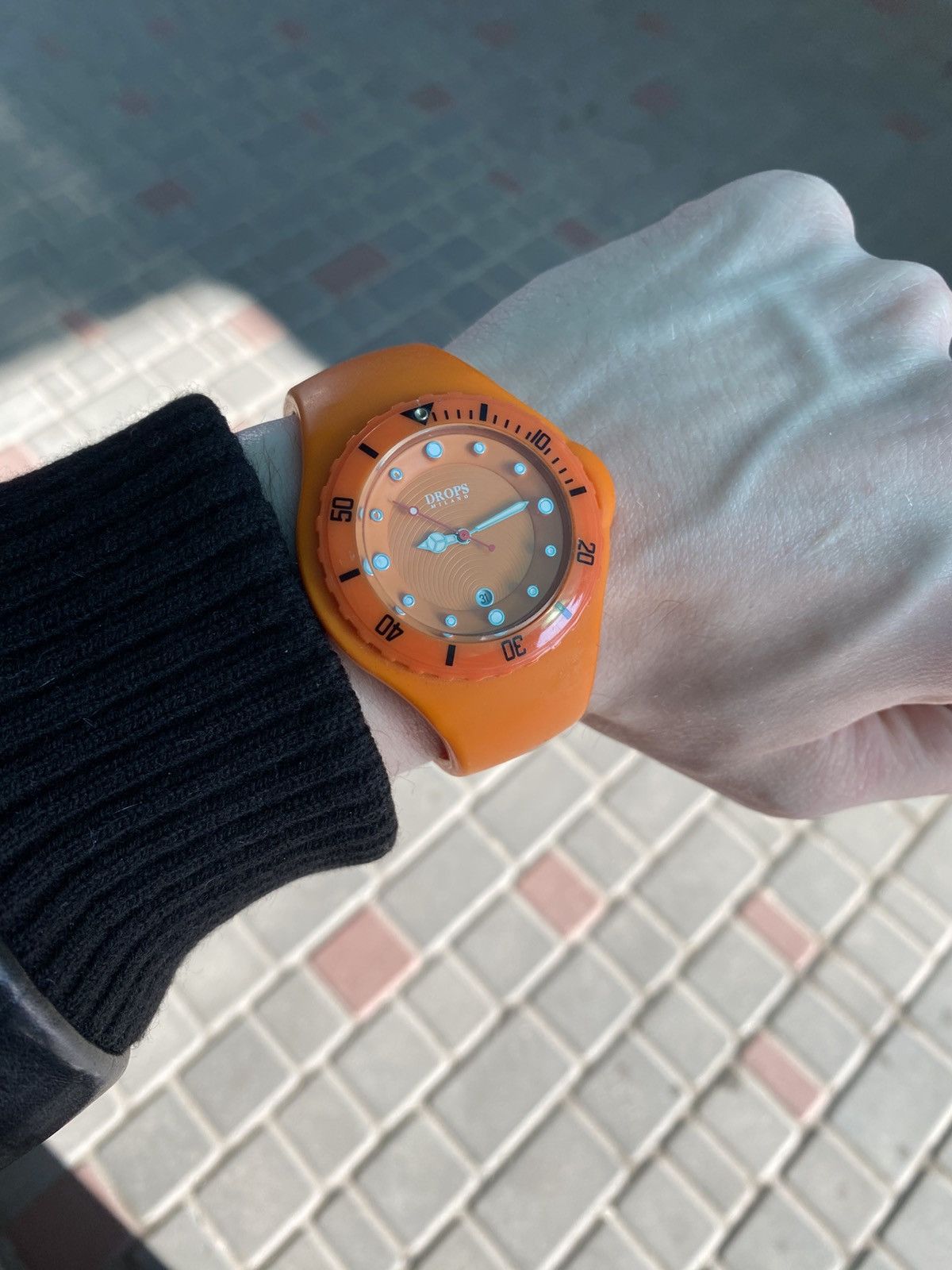 Japanese Brand Drops Milano Archive Orange Watch Retro Futuristic Cyber Y2K Size ONE SIZE - 1 Thumbnail