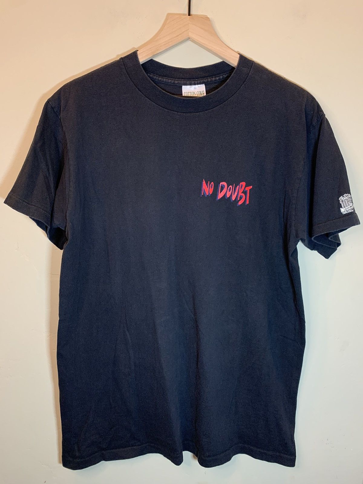 Vintage *RARE* Vintage 1992 Living Epistles No Doubt Jesus T-Shirt L Size US L / EU 52-54 / 3 - 2 Thumbnail