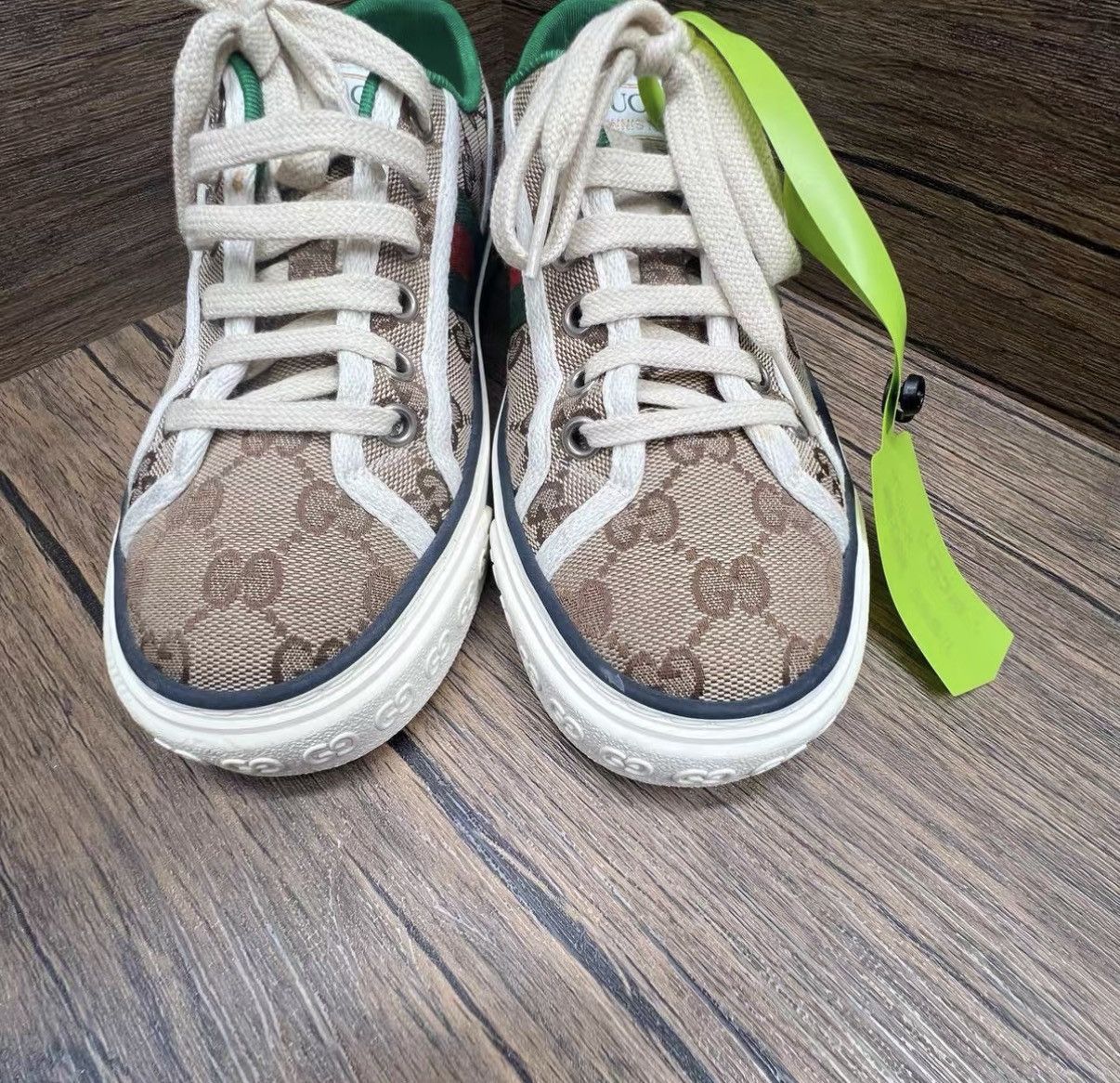 Gucci Gucci 1977 Canvas Sneakers J41 Size US 5 / IT 35 - 2 Thumbnail