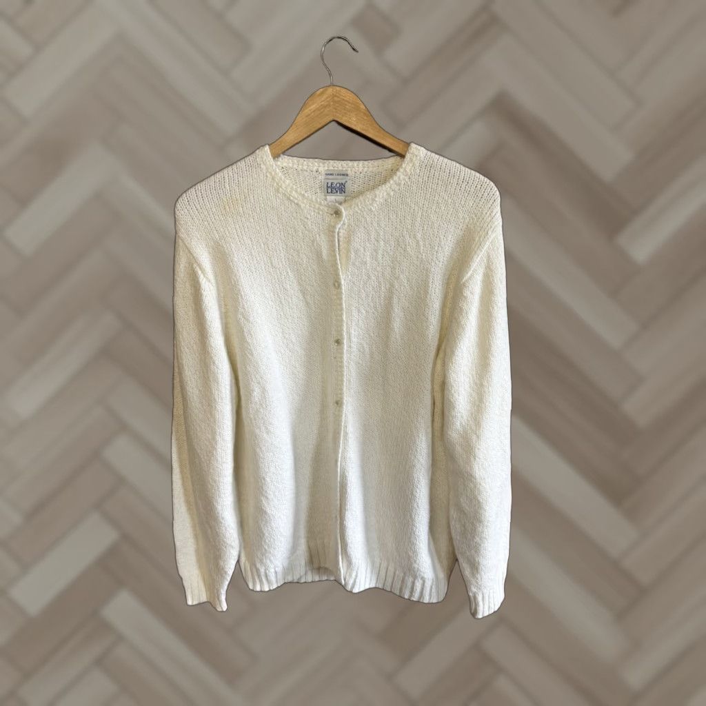 Vintage VINTAGE Leon Levin Womens White Knit Button Up Sweatshirt Cardigan Size L Size L / US 10 / IT 46 - 1 Thumbnail
