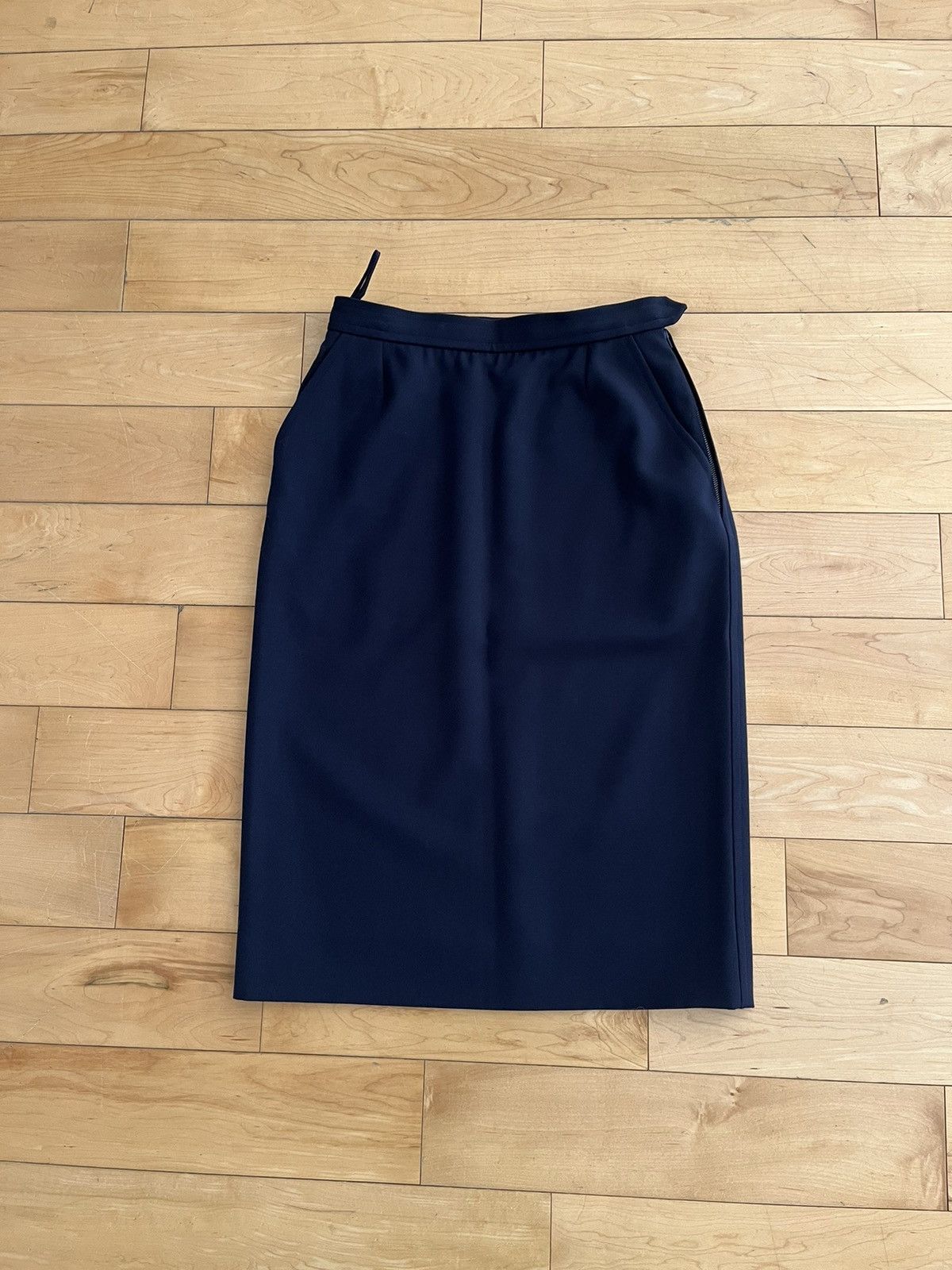 Yves Saint Laurent Saint Laurent Rive Gauche 1994 Pencil Skirt Size 30" / US 8 / IT 44 - 1 Thumbnail