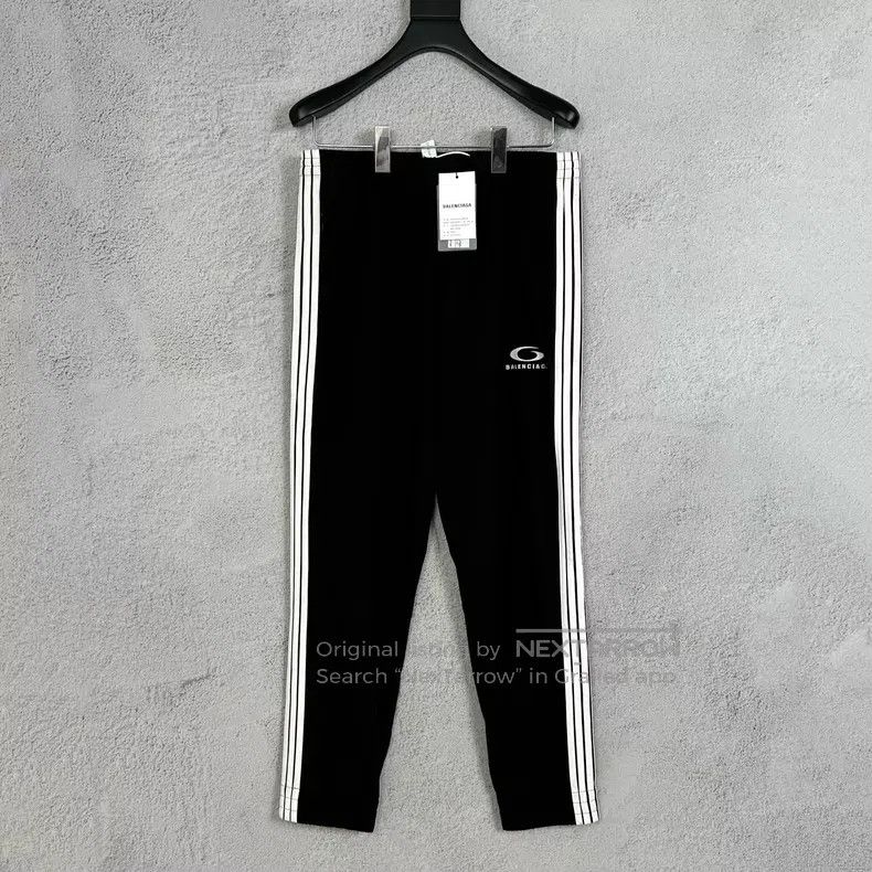 Balenciaga Balenciaga Side Striped Track Pants Size US 38 / EU 54 - 1 Thumbnail