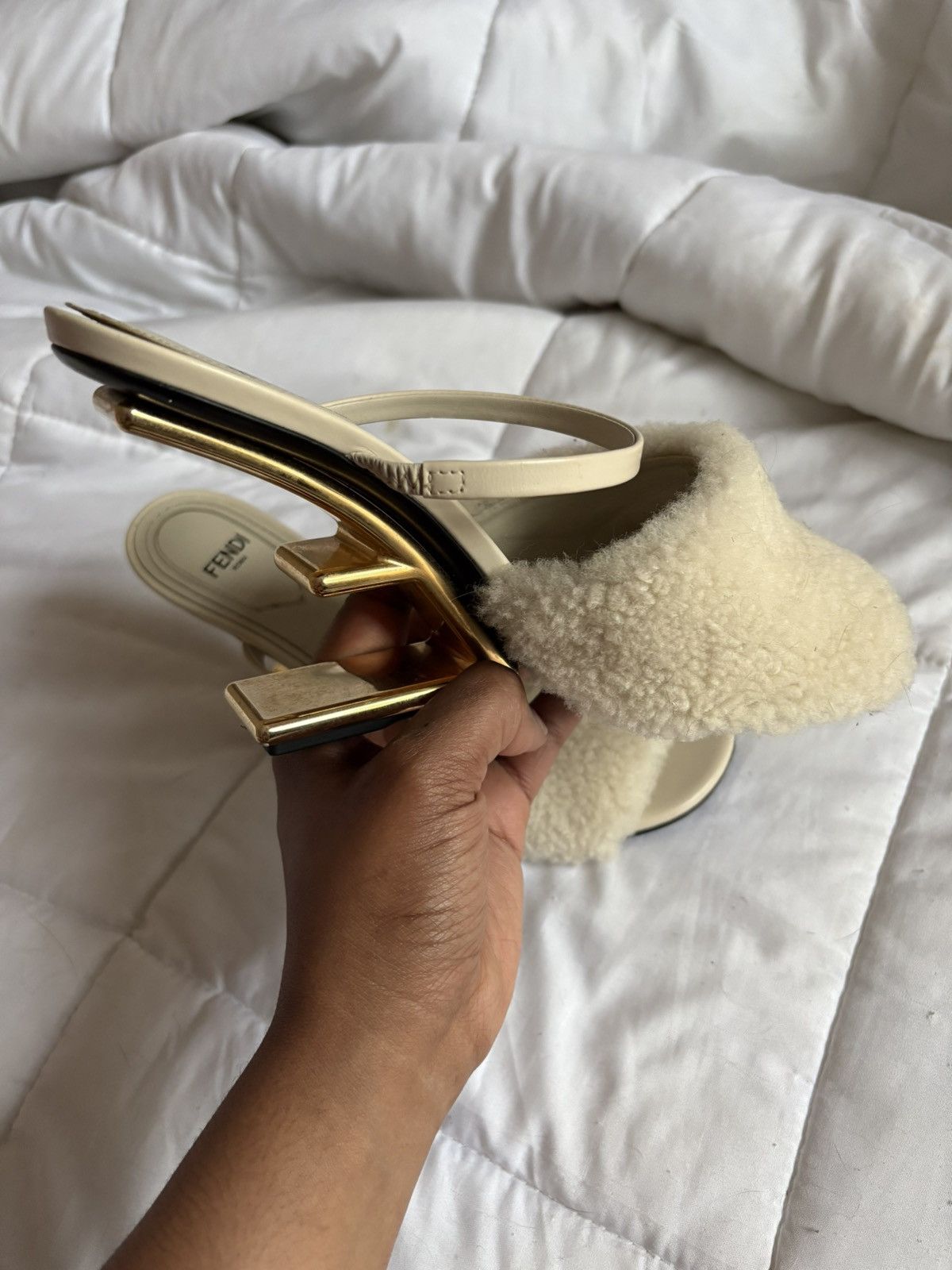 Fendi Fendi Lamb Fur and Calfskin Leather Heels Size US 7 / IT 37 - 2 Thumbnail