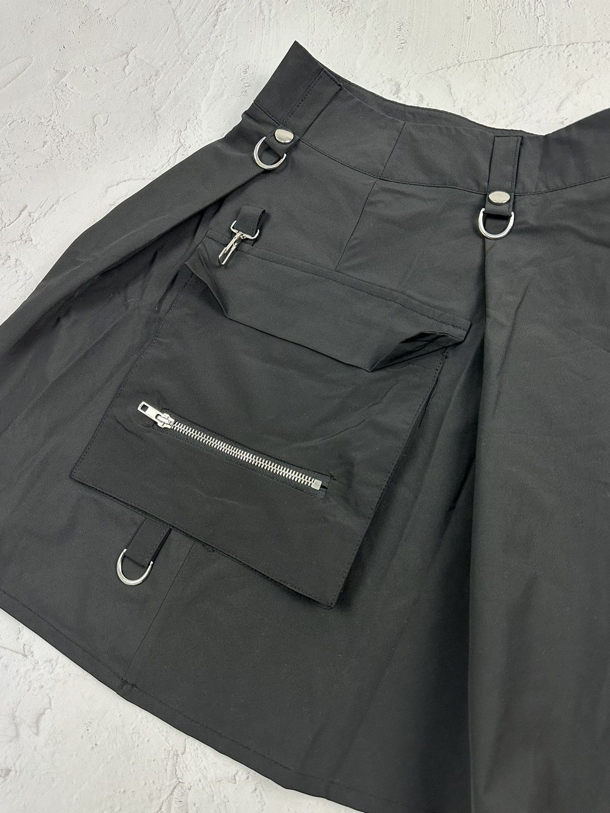 Japanese Brand × Vintage Vintage Black Patch Pocket Skirt Size 30" / US 8 / IT 44 - 4 Thumbnail