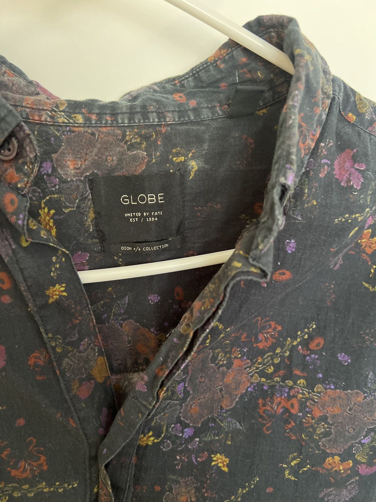 Globe Small Floral Globe Shirt Size US S / EU 44-46 / 1 - 3 Thumbnail
