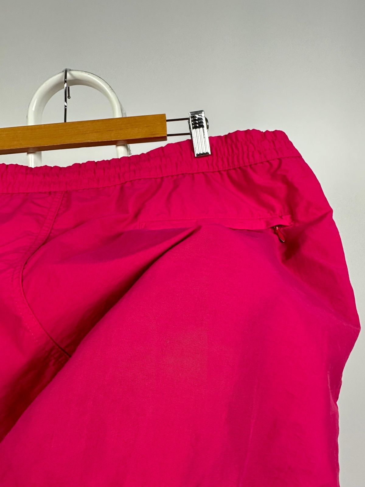 Nike Vintage Nike Challenge Court Nylon Pink Shorts Andre Agassi Size US 36 / EU 52 - 15 Thumbnail