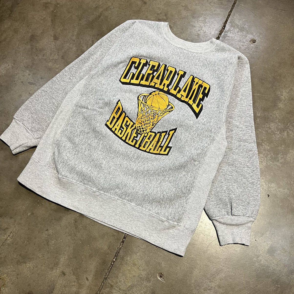 Hanes × Vintage Vintage 90s Heavyweight Basketball Crewneck Sweatshirt USA Size US XL / EU 56 / 4 - 4 Thumbnail