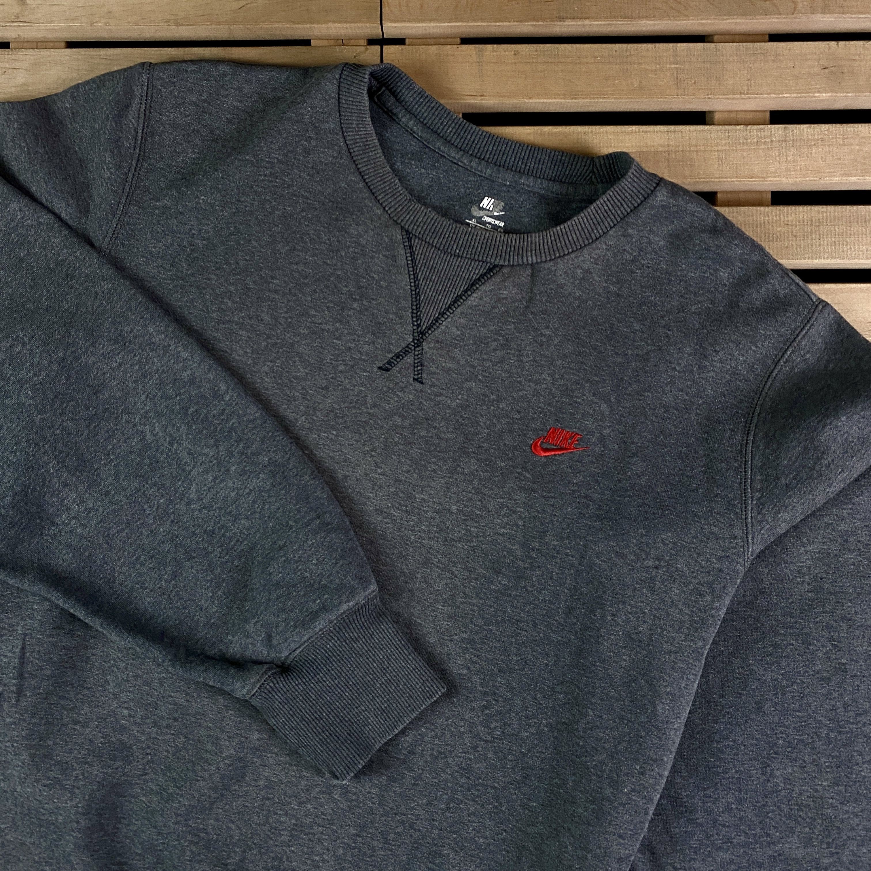 Nike × Vintage Men’s Sweatshirt Long Sleeves Nike Vintage Size XL Gray Size US XL / EU 56 / 4 - 2 Thumbnail