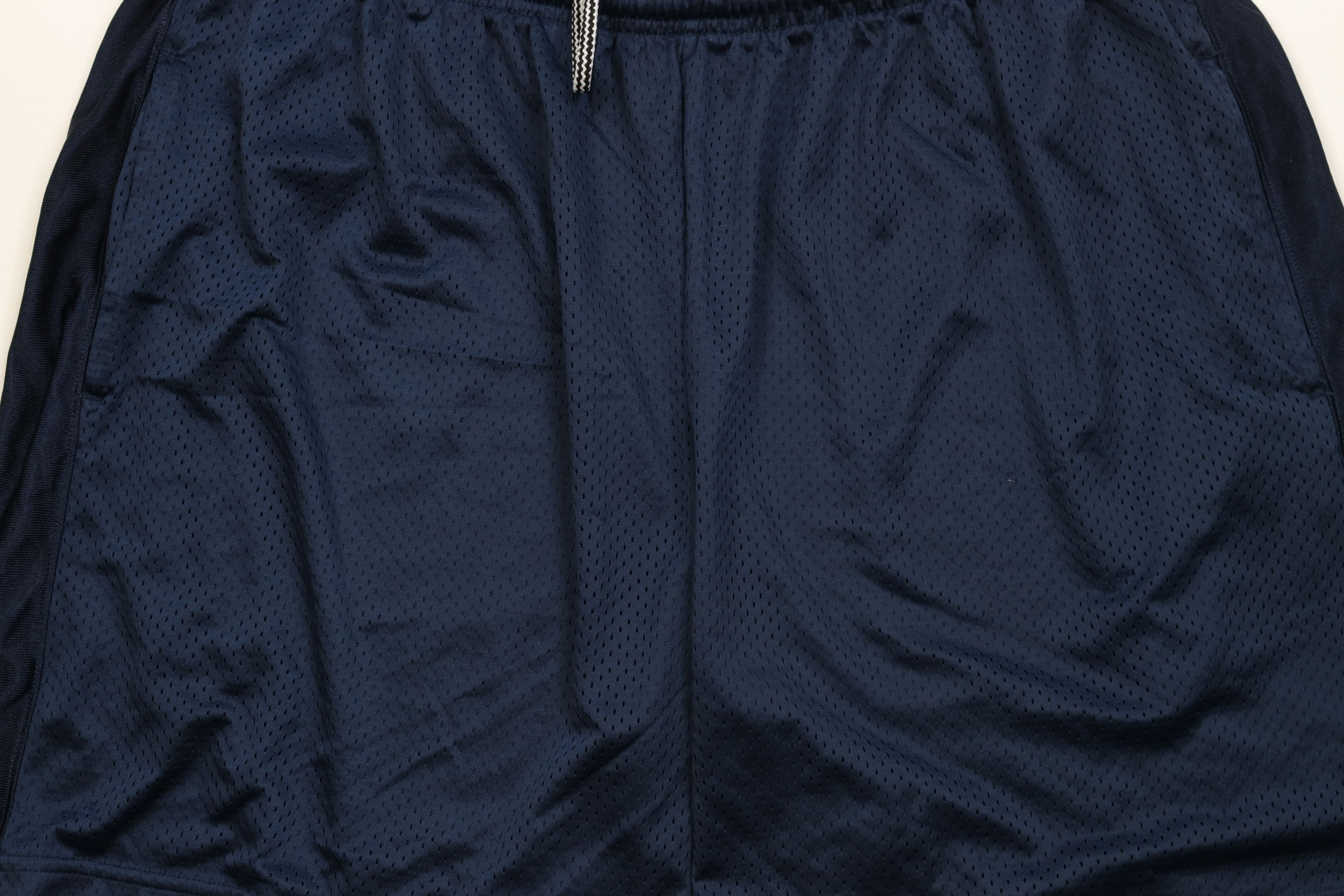 Reebok Vintage 90s Y2K Reebok Logo Above Knee Mesh Shorts Navy Blue Size US 38 / EU 54 - 3 Thumbnail