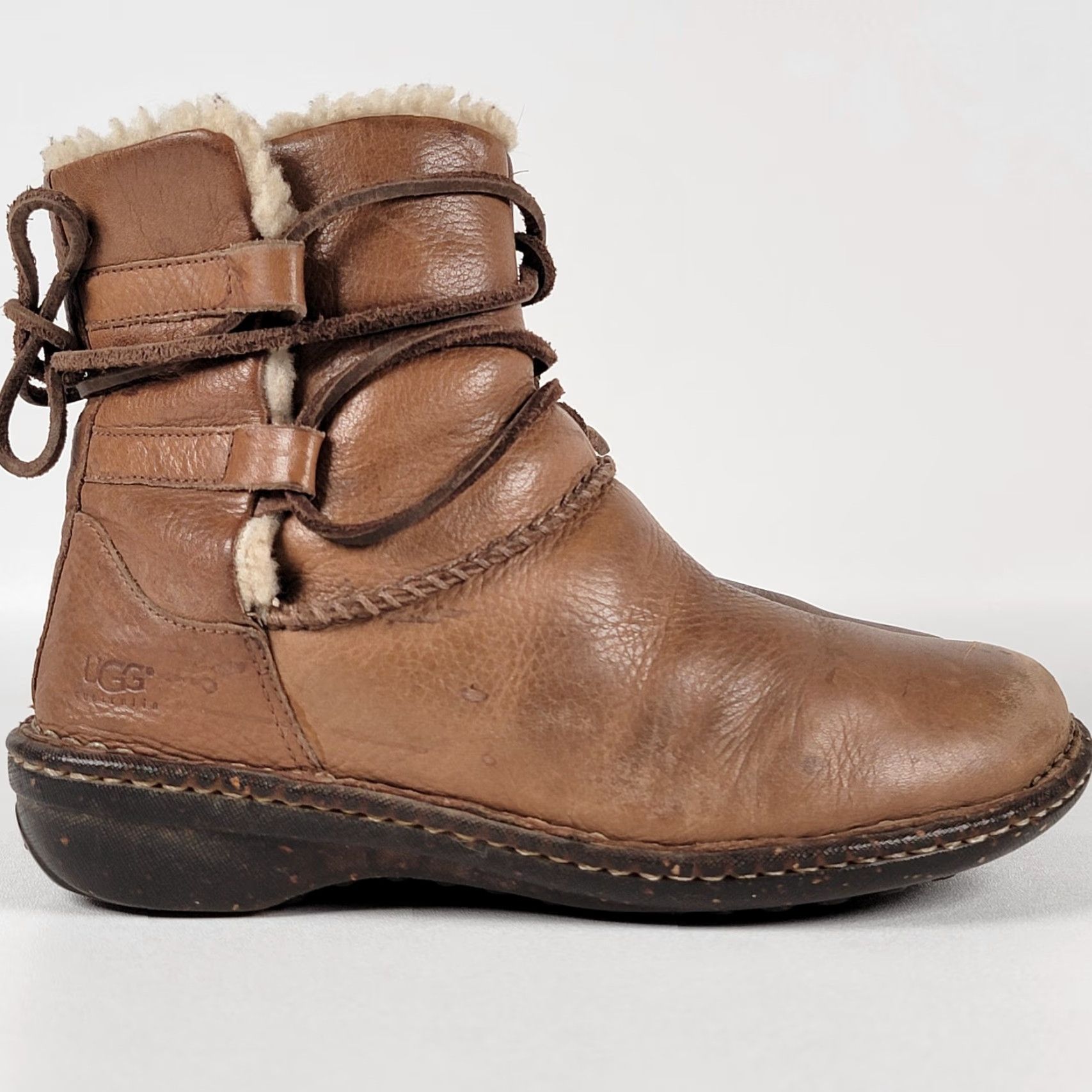 Ugg UGG Australia Caspia Leather Boots Lace Up Shearling Women Size 8 Brown Winter Snow Boot Size US 8 / IT 38 - 2 Thumbnail