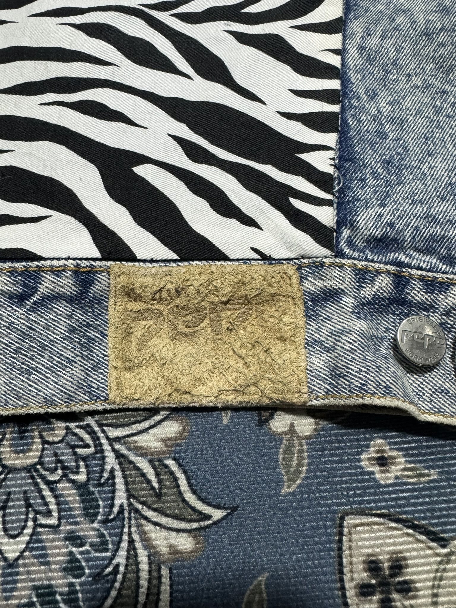JNCO × Pepe Jeans Vintage 90's Pepe Jeans Custom Patchwork Trucker Jacket Size US S / EU 44-46 / 1 - 8 Thumbnail