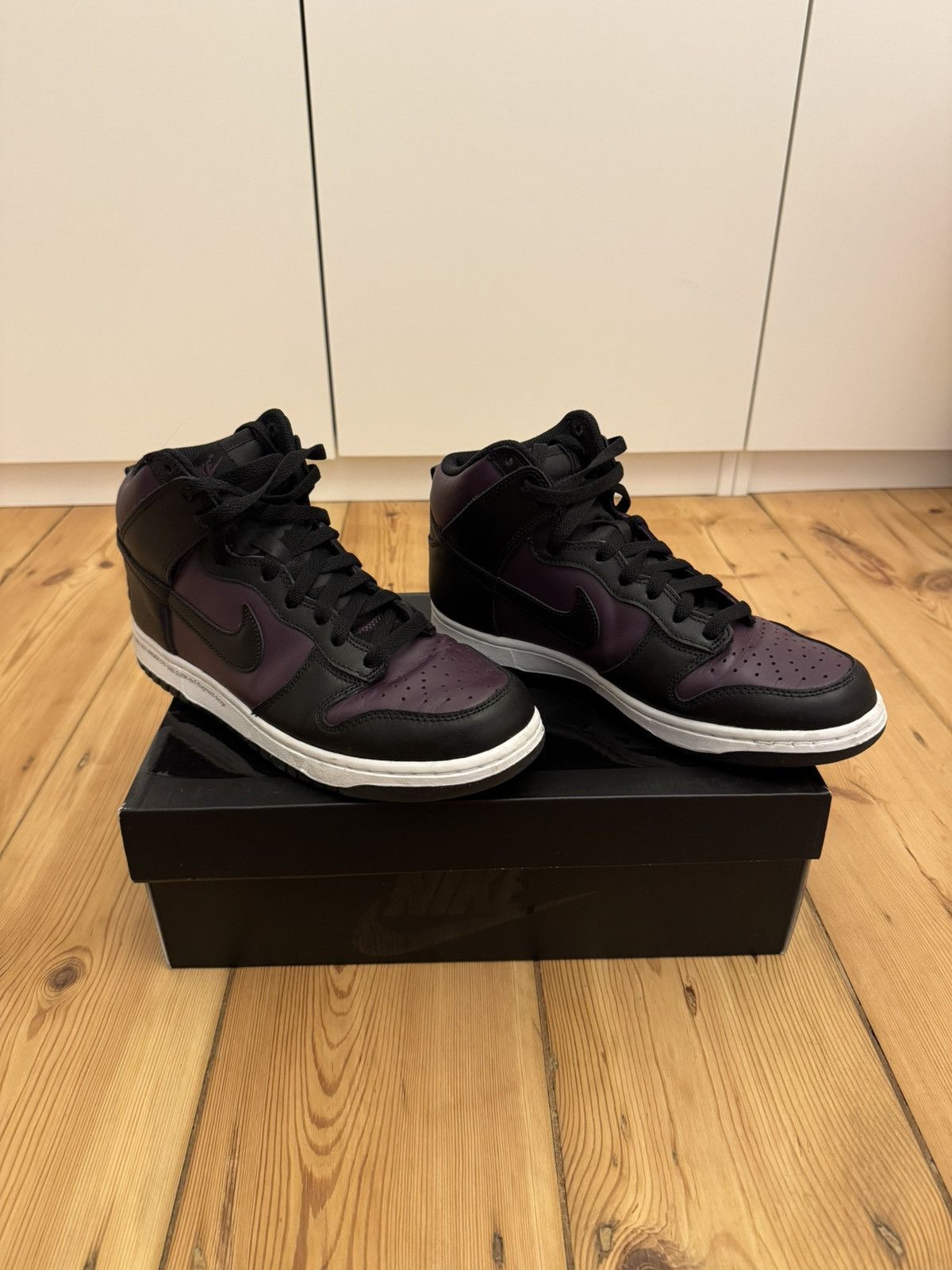 Fragment Design × Nike Nike Fragment Dunk Highs Size US 9 / EU 42 - 2 Thumbnail